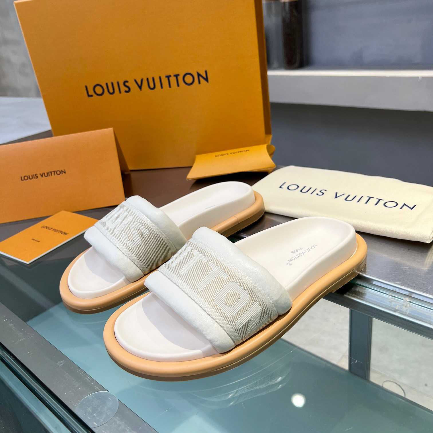 Louis Vuitton LV Bliss Comfort Mule   1ACTIR - PerfectKickZ