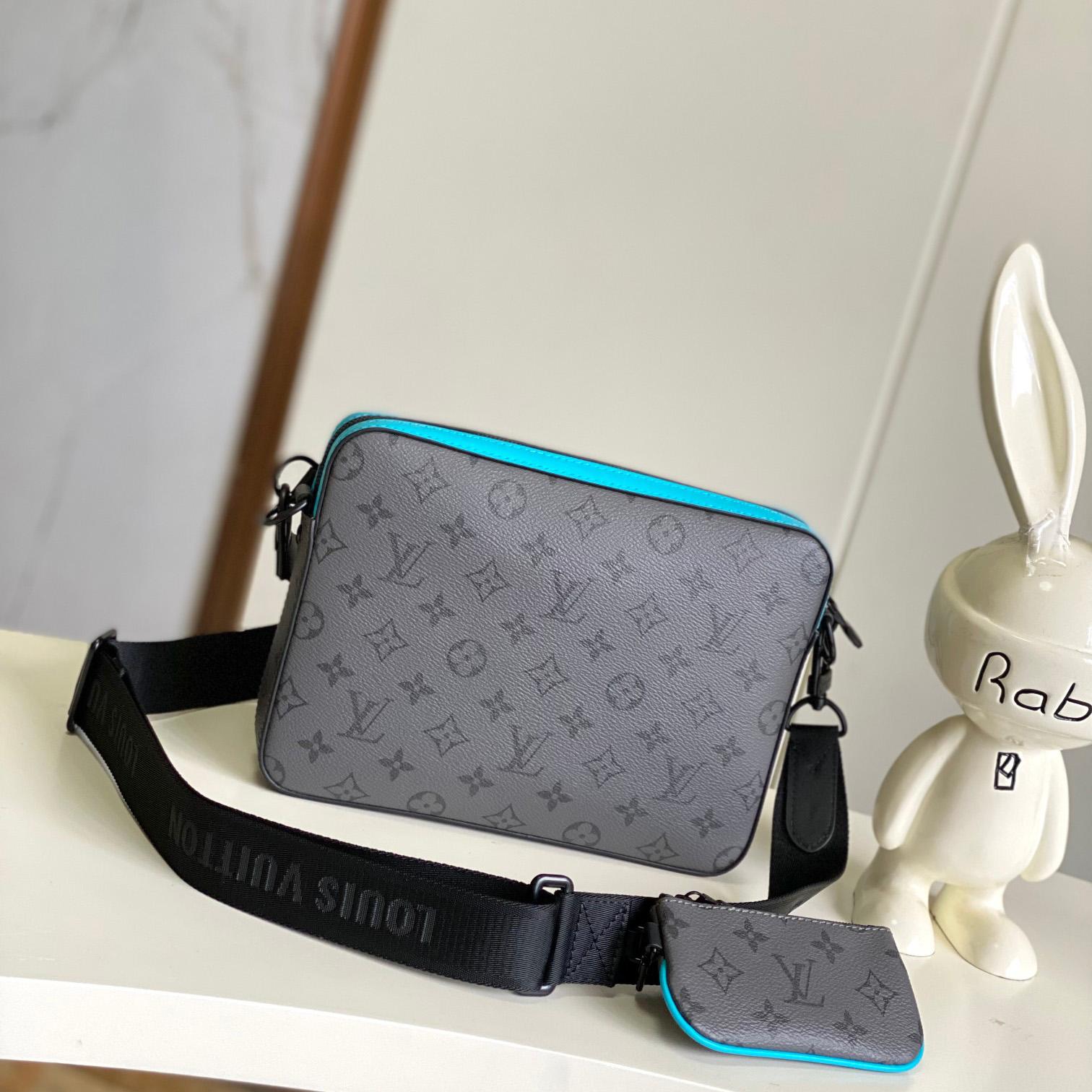 Louis Vuitton Trio Messenger  M11648 - PerfectKickZ