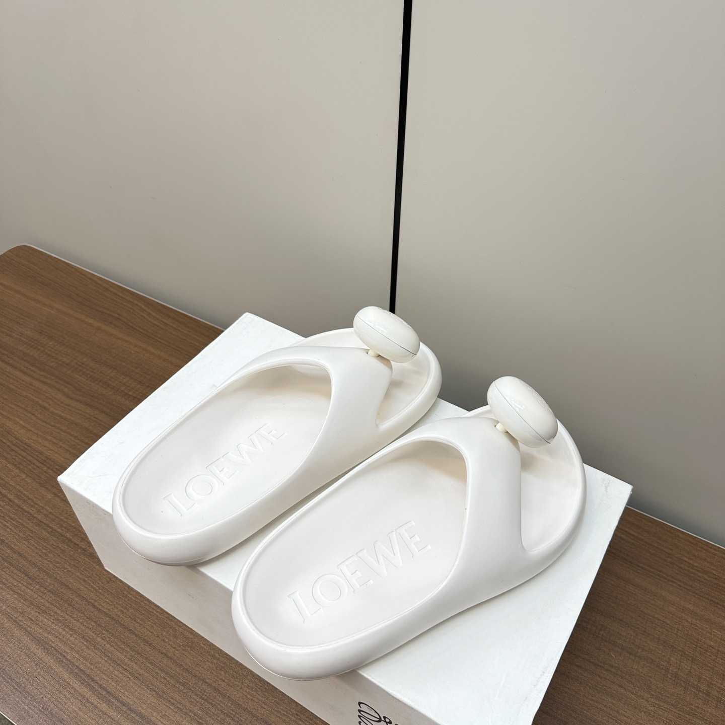 Loewe Paula's Ibiza Bubble Rubber Thong Sandals - PerfectKickZ