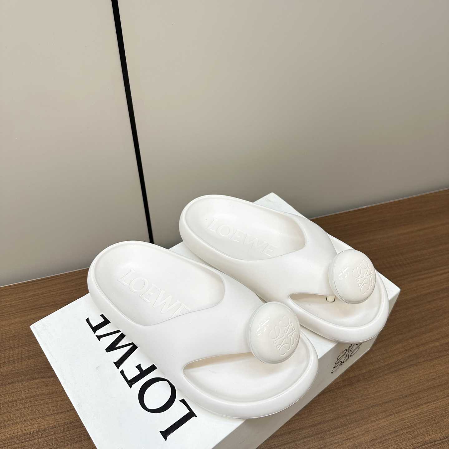 Loewe Paula's Ibiza Bubble Rubber Thong Sandals - PerfectKickZ