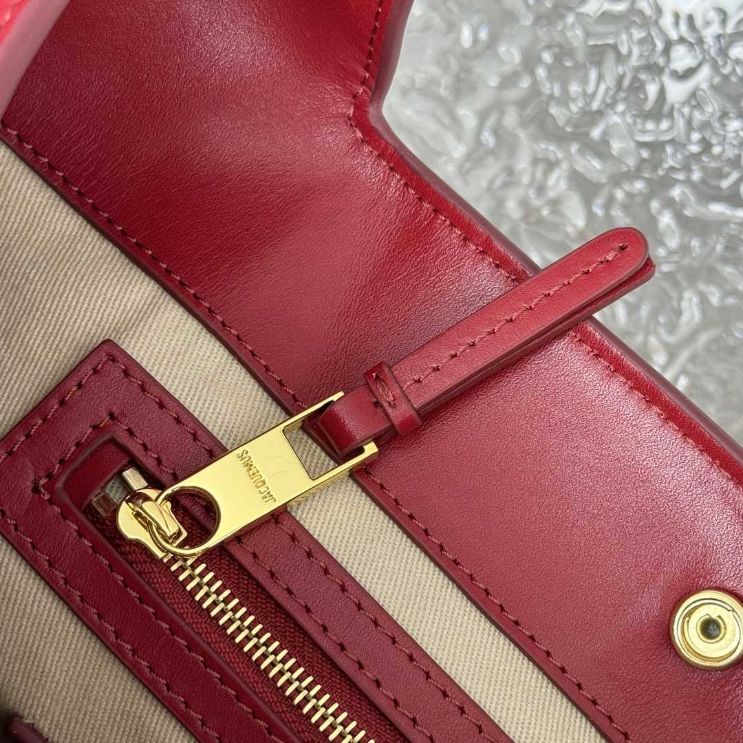 Jacquemus Le petit Tourni Mini Knotted Bucket Bag - 
