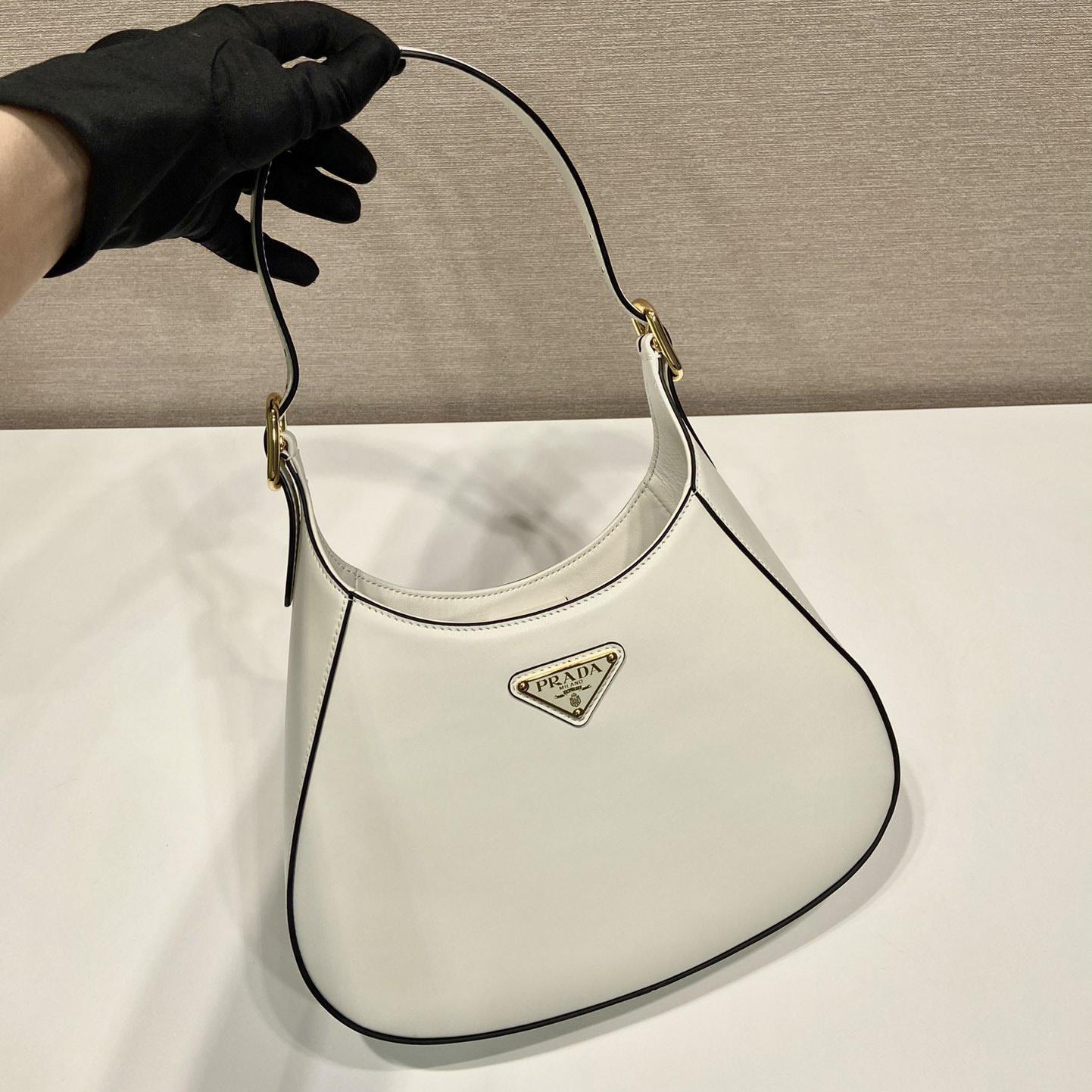 Prada Leather Shoulder Bag（27x19x5cm） - PerfectKickZ