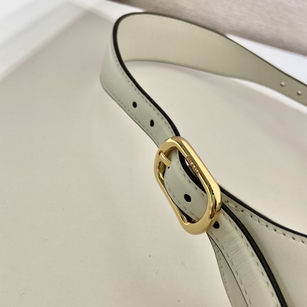 Prada Leather Shoulder Bag（27x19x5cm） - PerfectKickZ