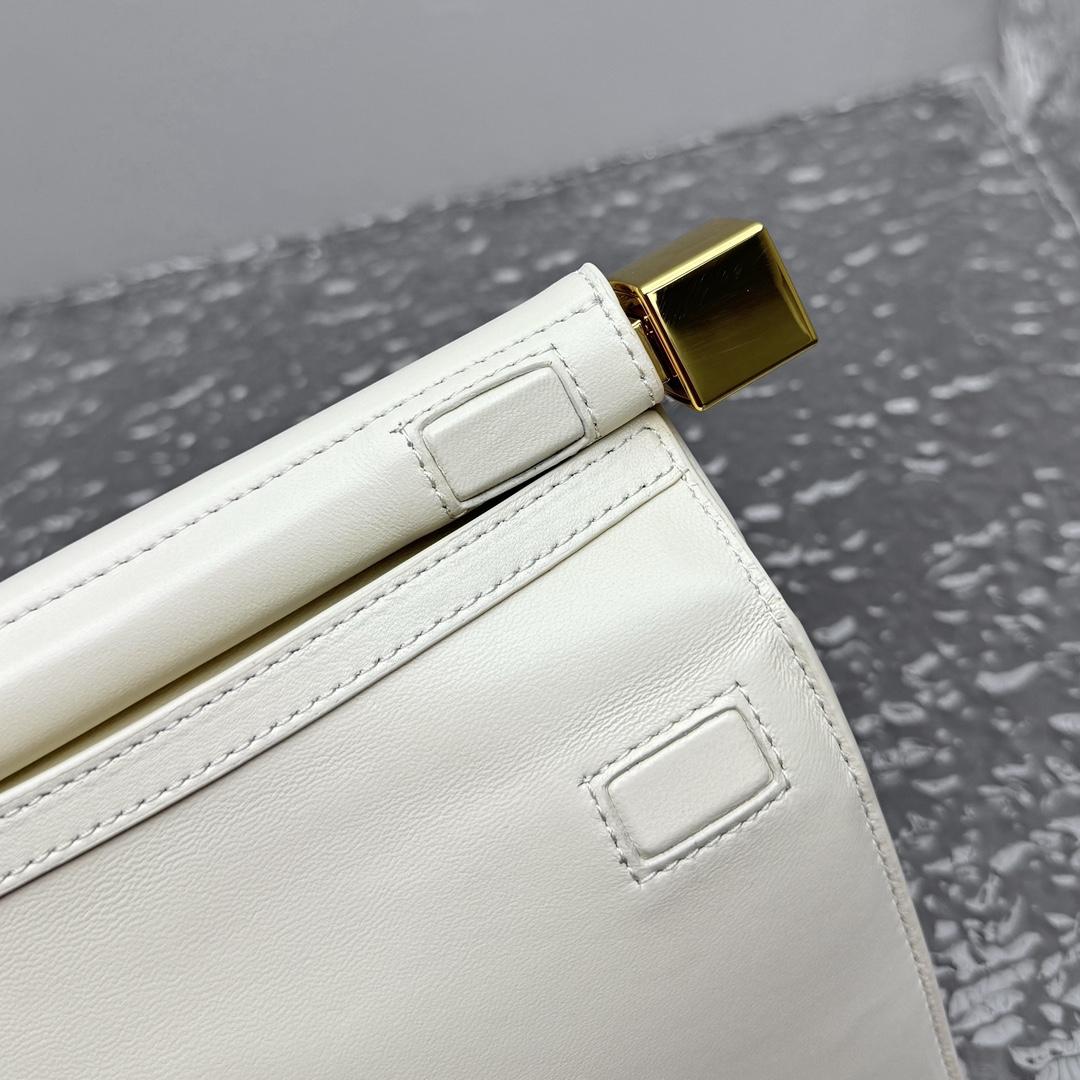 Jacquemus La Petite Pochette Rond Carré Cross Body Bag (20×7×14cm) - PerfectKickZ