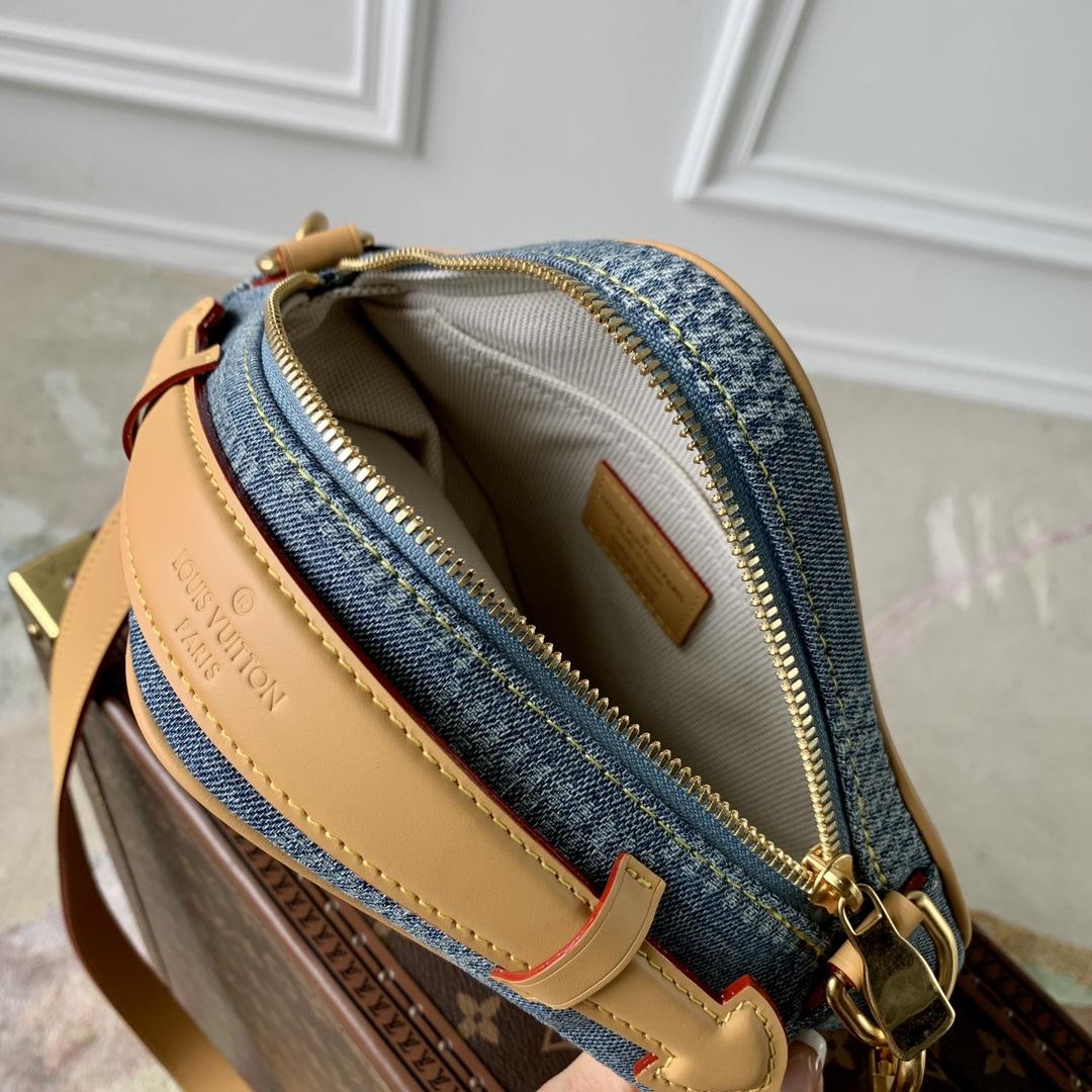 Louis Vuitton Chess Messenger   N40706 - PerfectKickZ