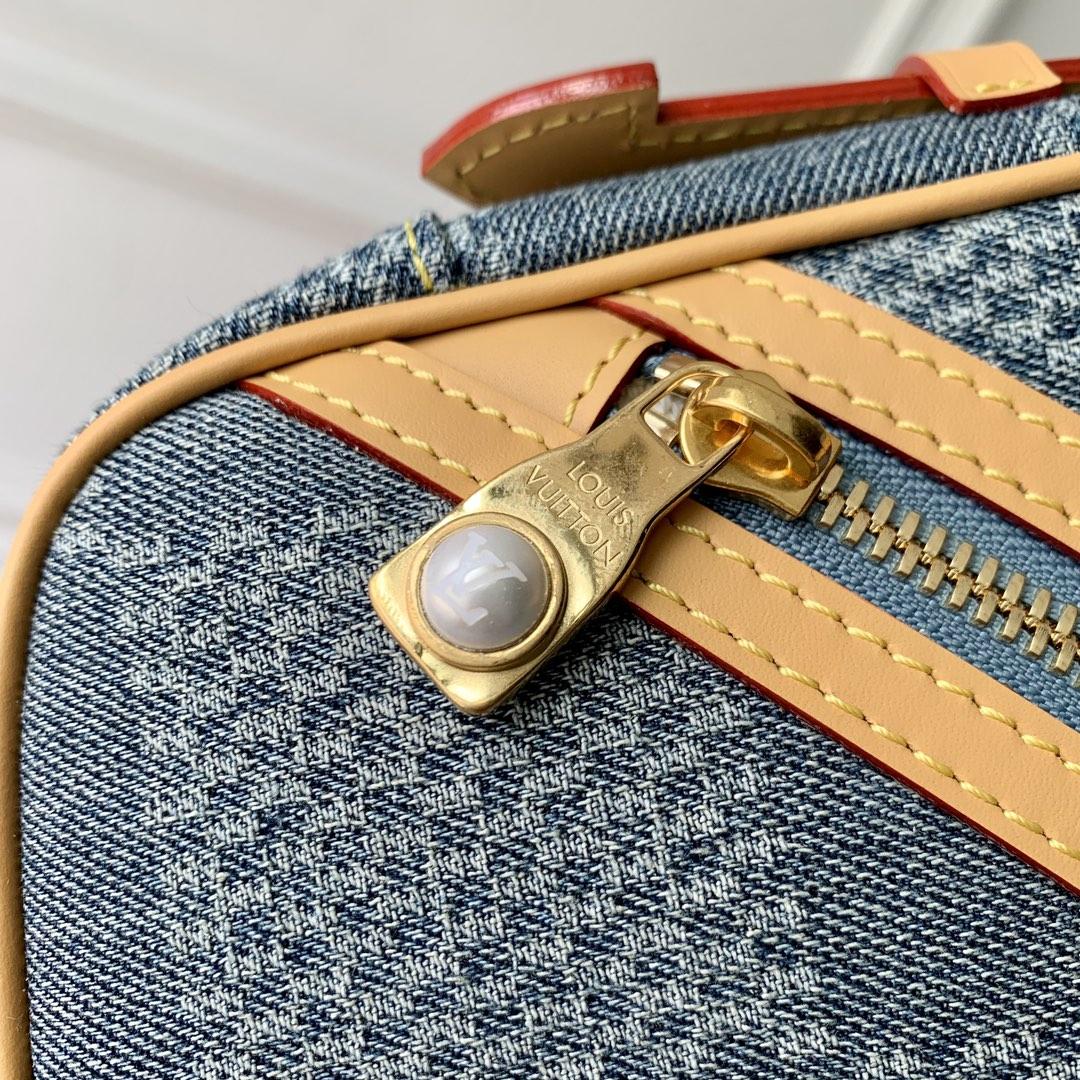 Louis Vuitton Chess Messenger   N40706 - PerfectKickZ