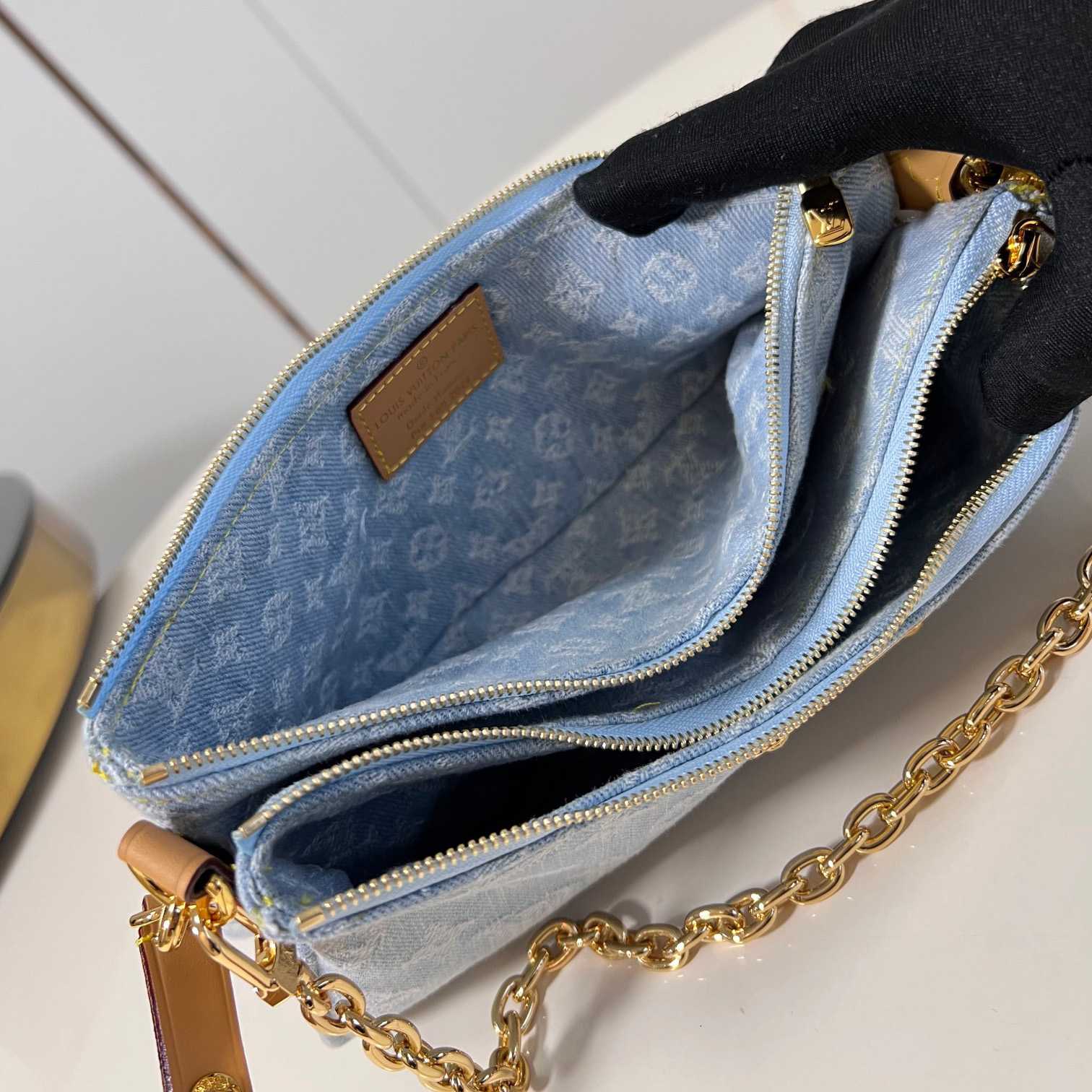 Louis Vuitton Liv Pochette  M83532 - 