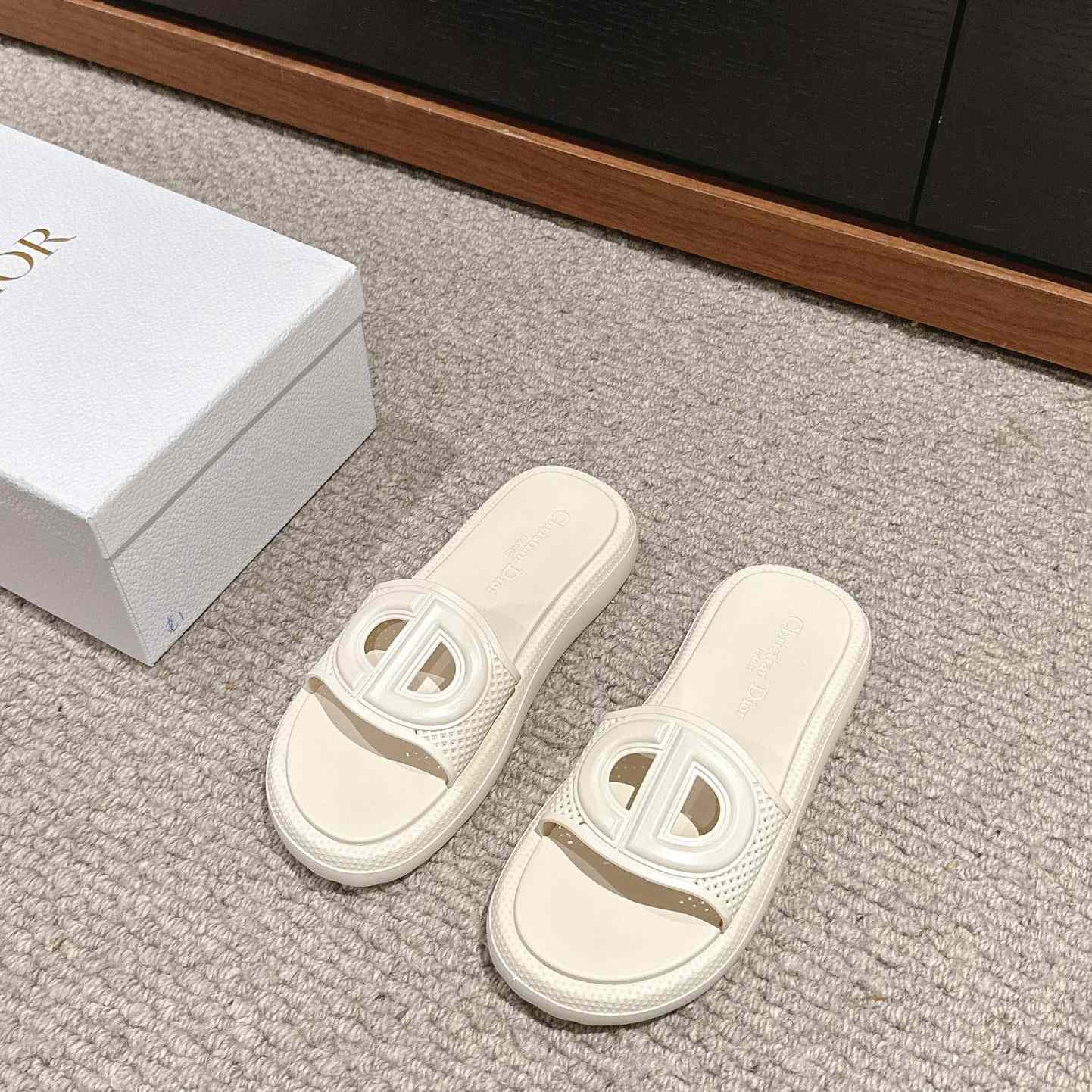 Dior Dioriviera D-Club Slide - PerfectKickZ