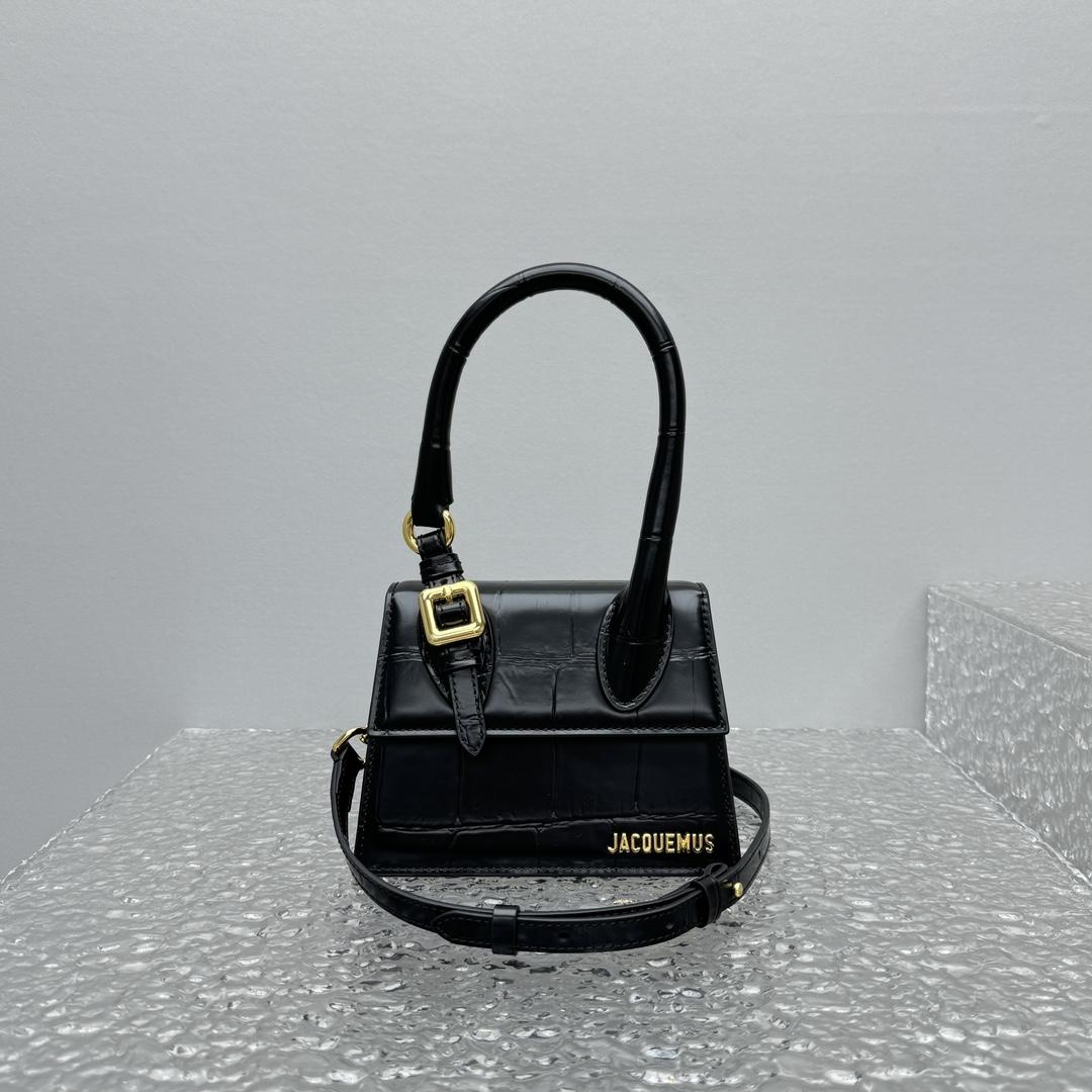 Jacquemus Le Chiquito Moyen Boucle - PerfectKickZ