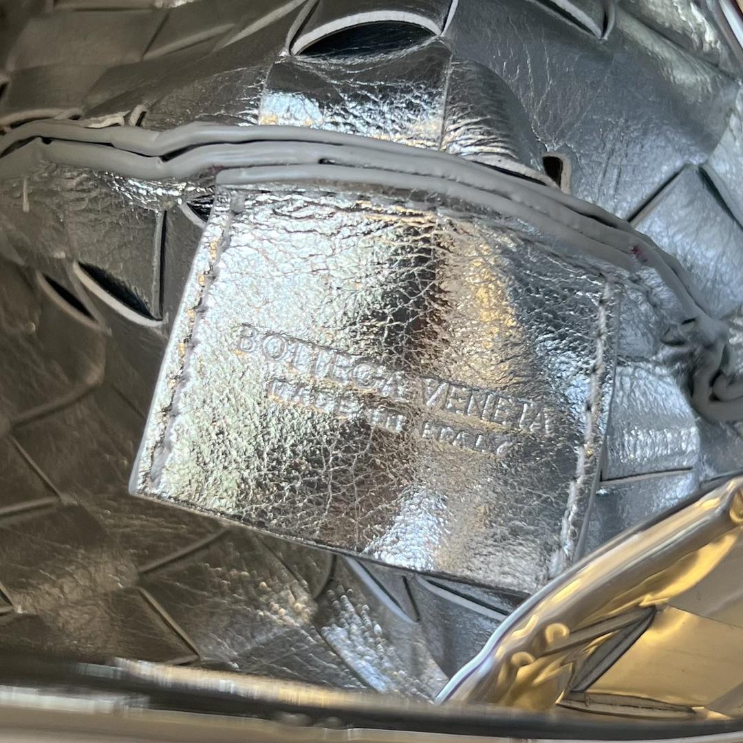 Bottega Veneta Silver Sardine Bag  (20*12*2.5cm) - PerfectKickZ