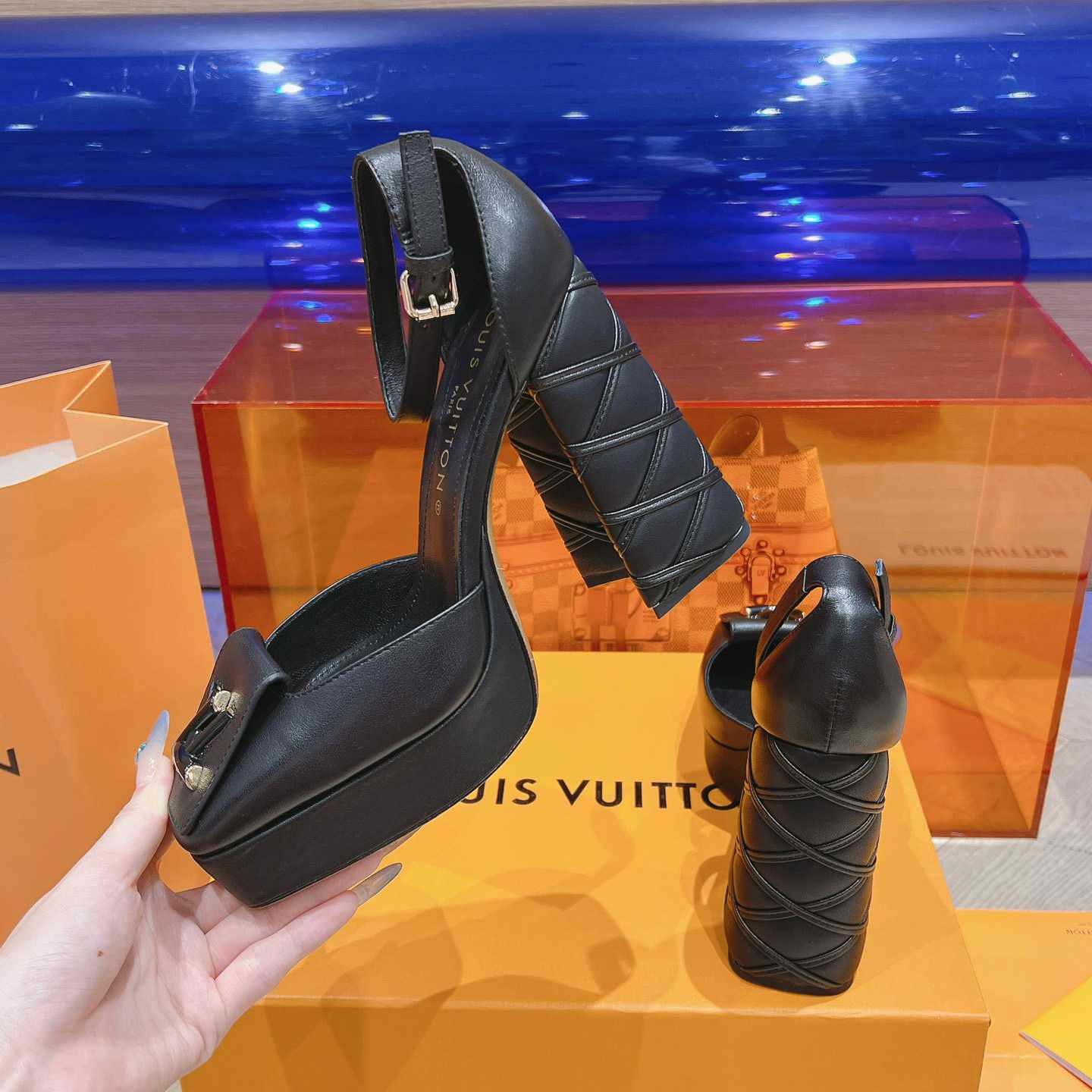 Louis Vuitton Shake Platform Pump  1ACMYU - PerfectKickZ