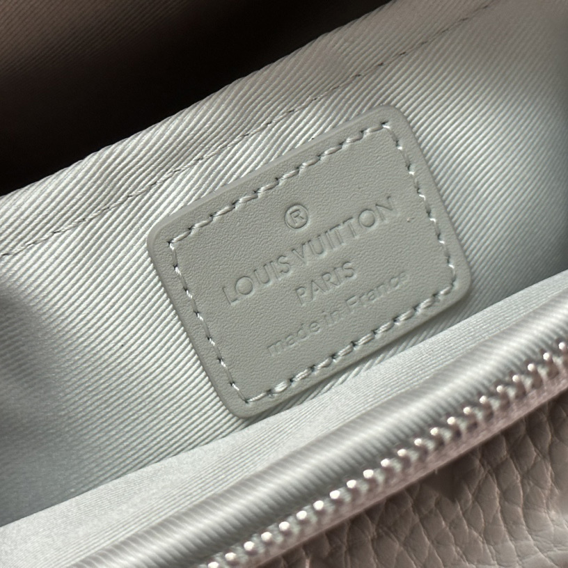 Louis Vuitton S-Lock Messenger  M23152 - PerfectKickZ