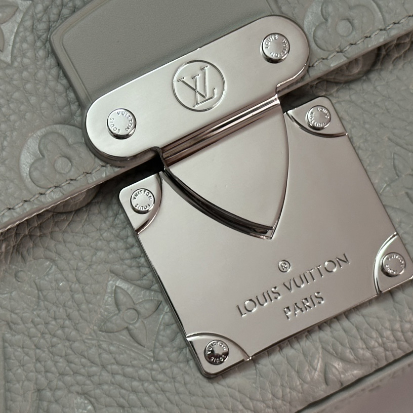Louis Vuitton S-Lock Messenger  M23152 - PerfectKickZ
