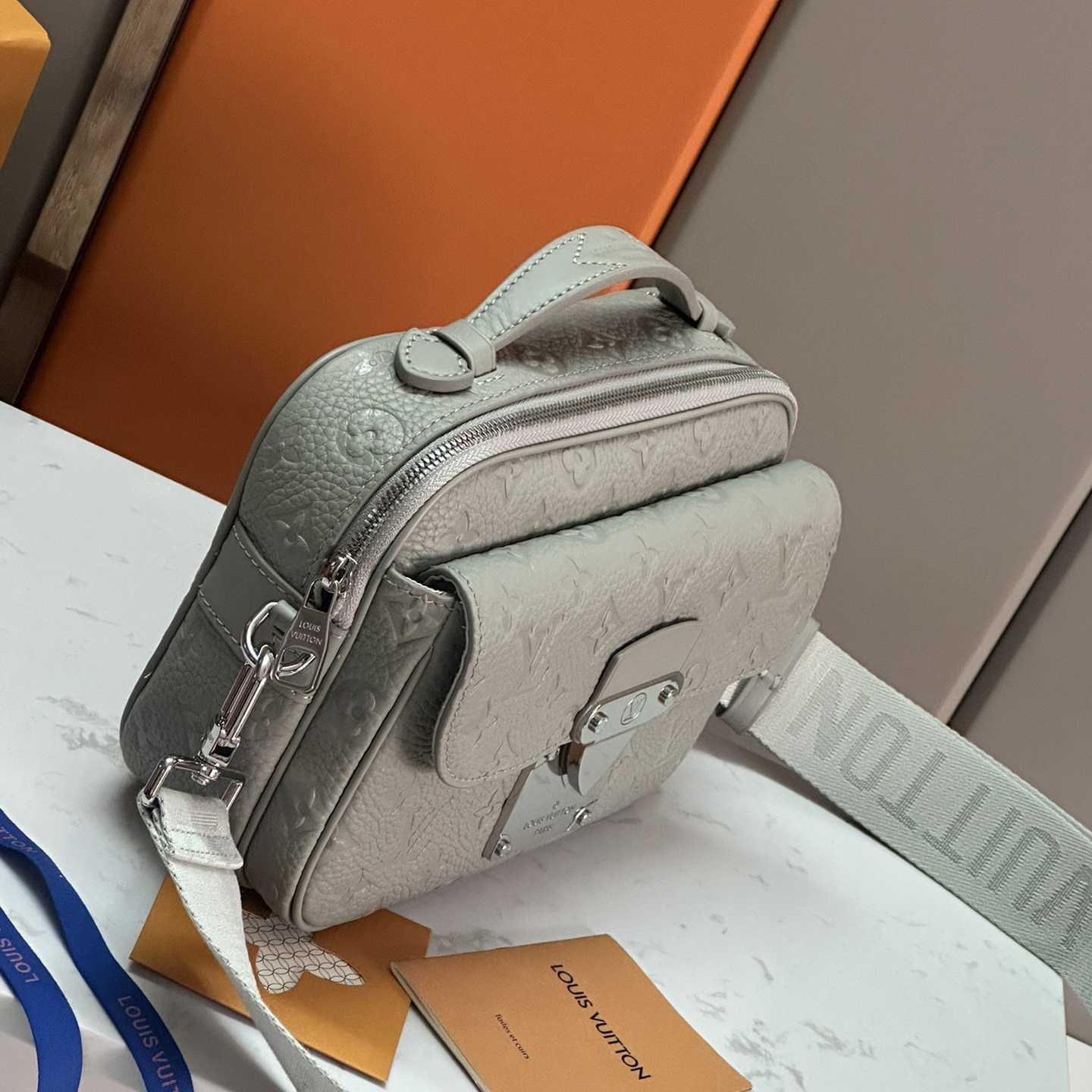 Louis Vuitton S-Lock Messenger  M23152 - PerfectKickZ