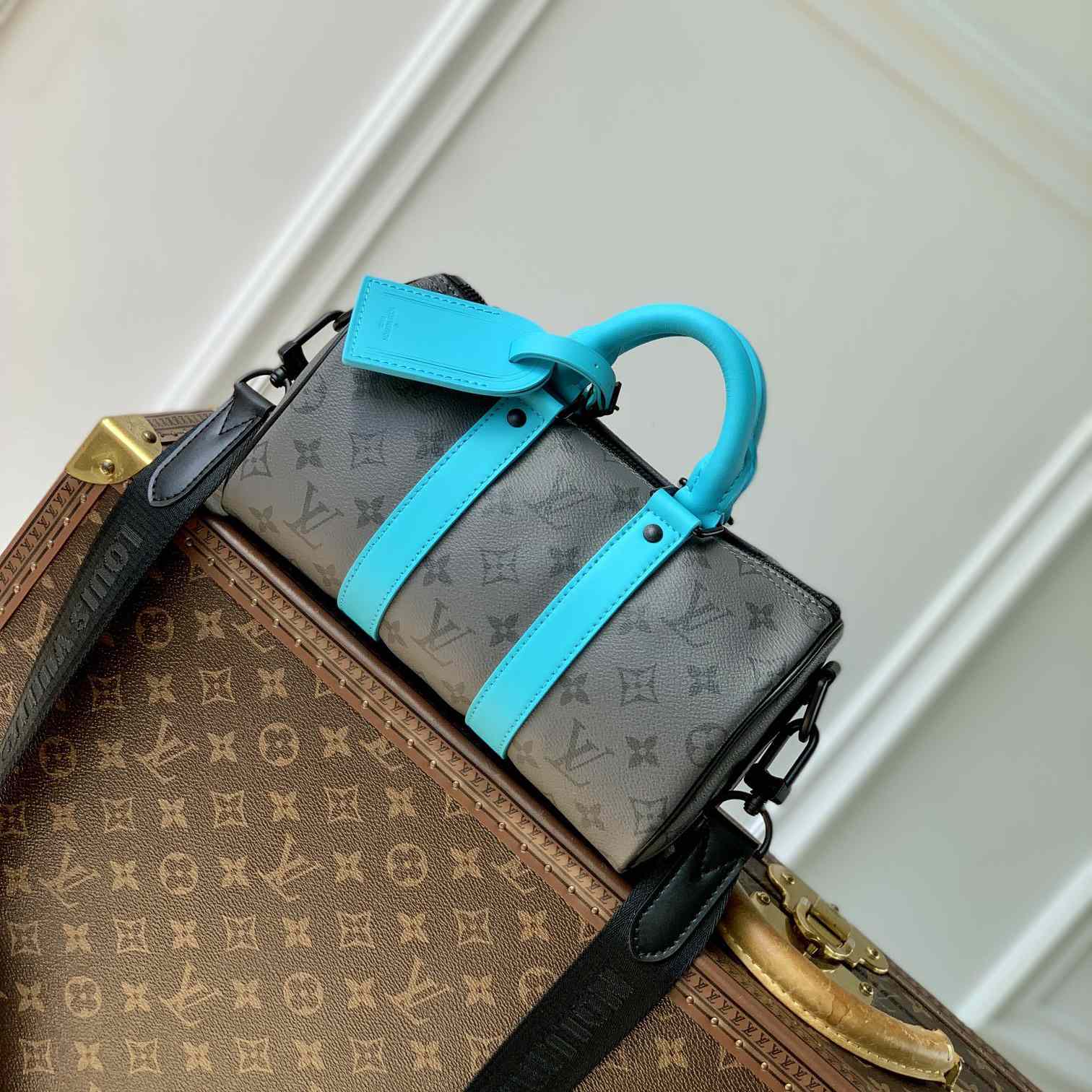 Louis Vuitton Keepall Bandoulière 25  M11645 - PerfectKickZ