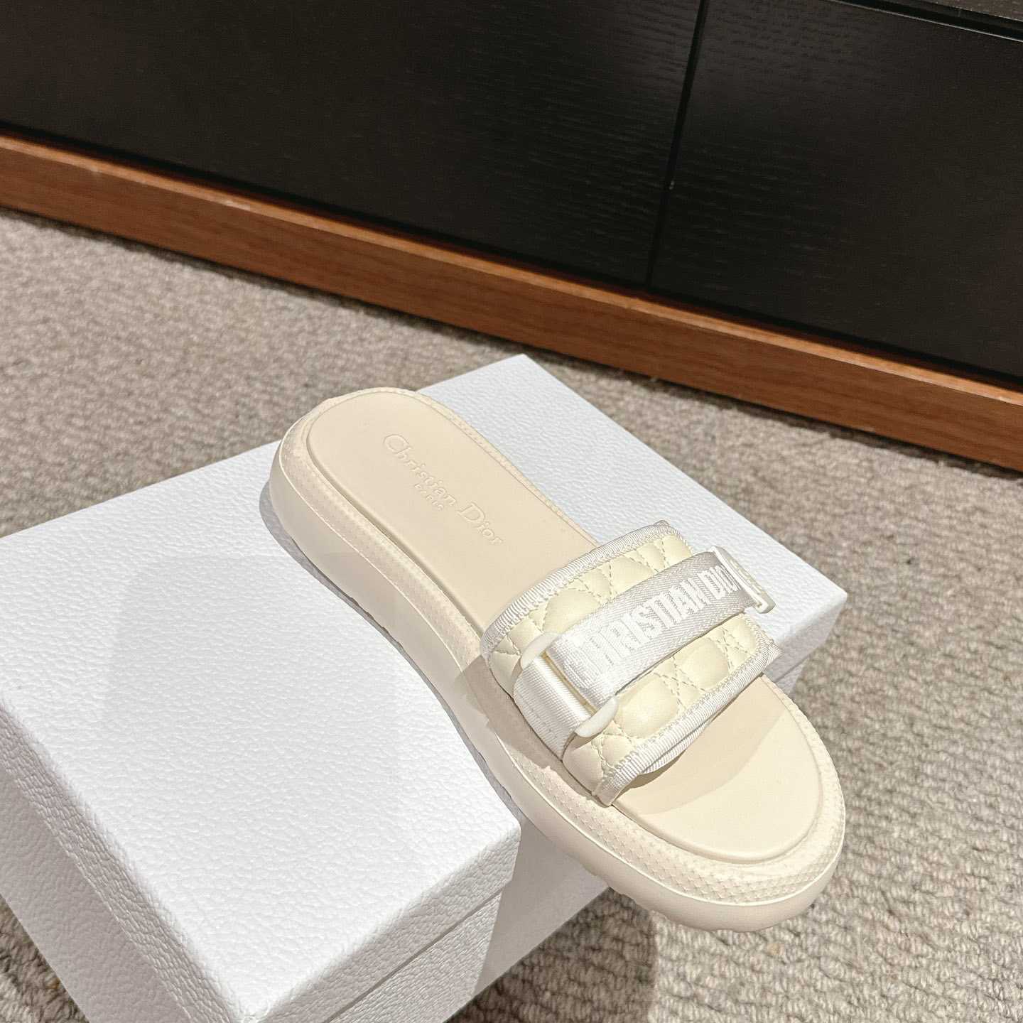 Dior Dioriviera Dio(r)evolution Slide - 