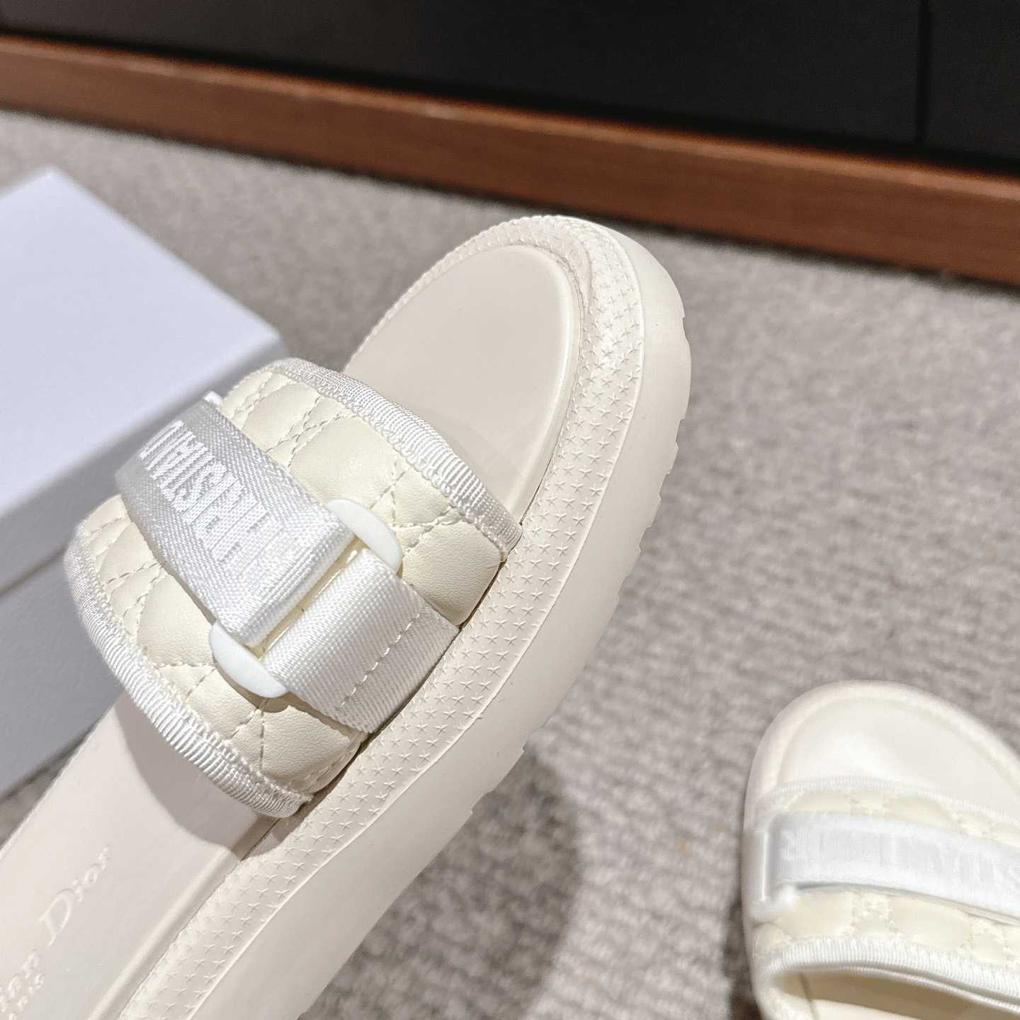 Dior Dioriviera Dio(r)evolution Slide - 