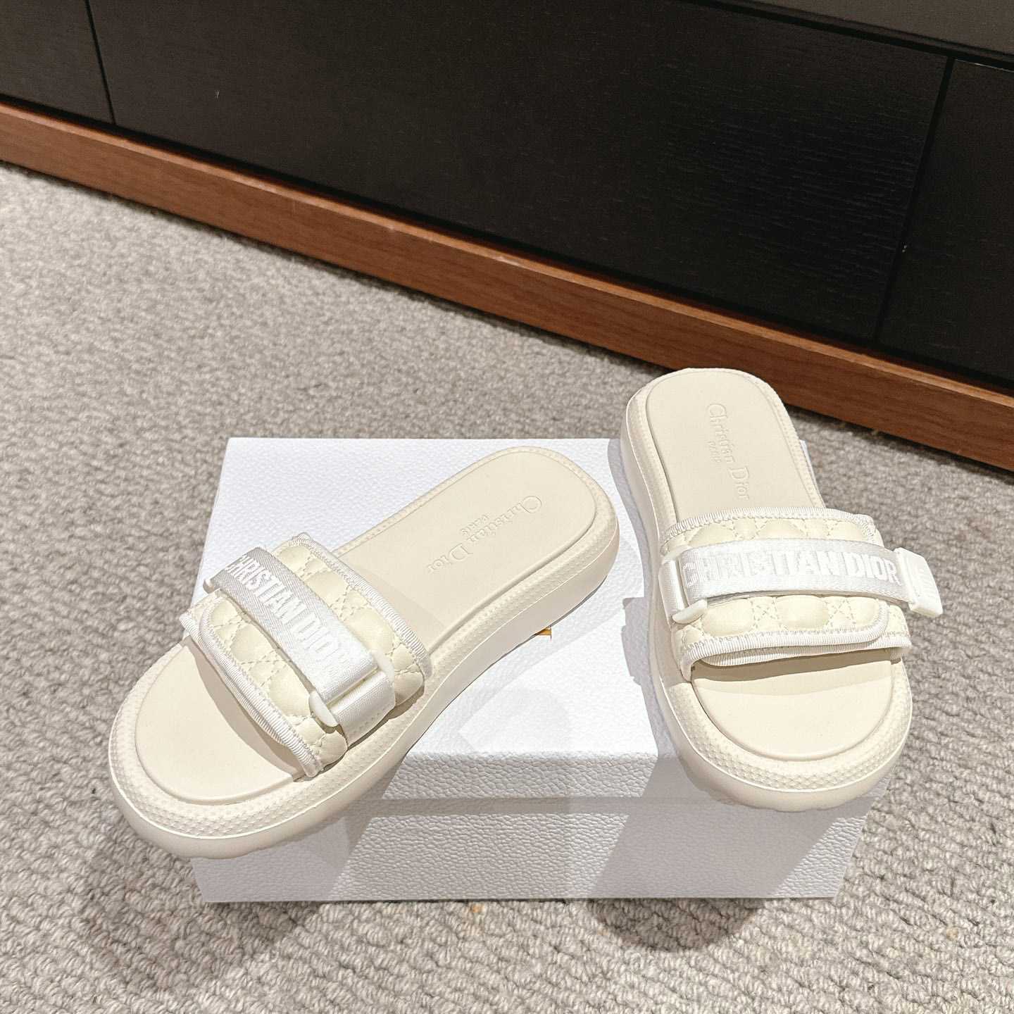 Dior Dioriviera Dio(r)evolution Slide - 
