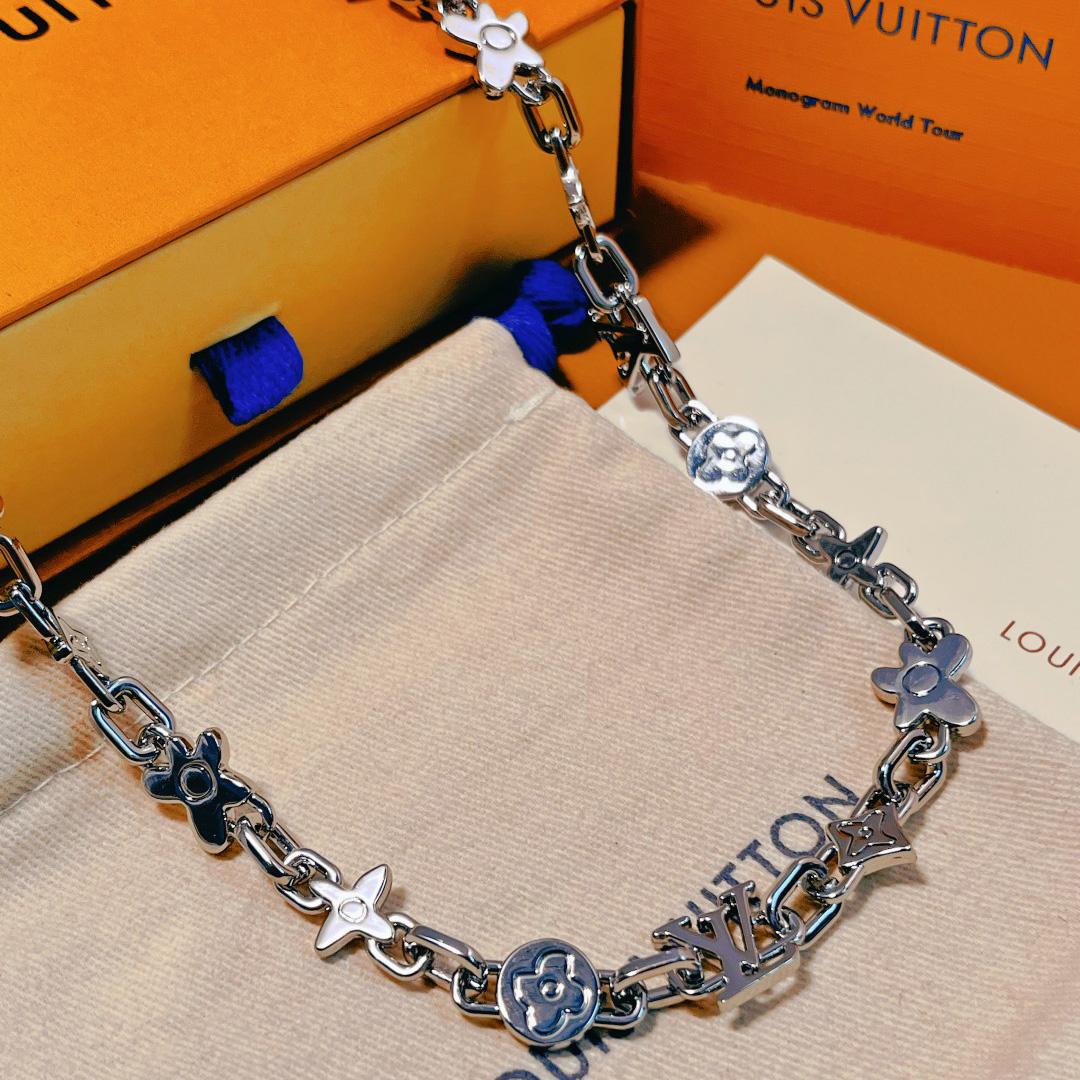 Louis Vuitton Monogram Craggy Necklace  M01880 - PerfectKickZ