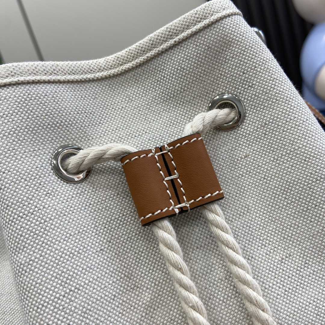 Gucci Small Shoulder Bag With Gucci Print - PerfectKickZ