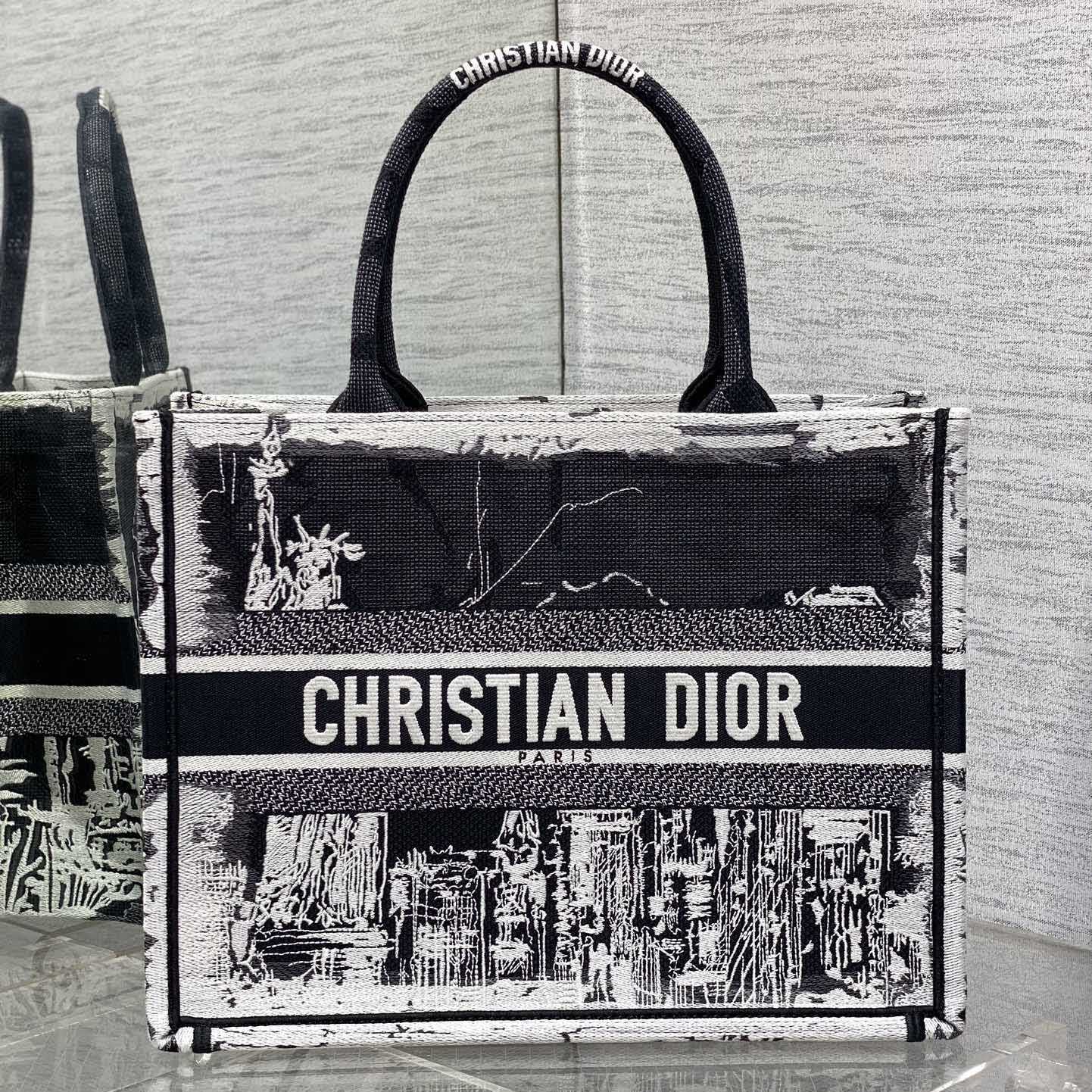 Dior Medium Dior Book Tote    - PerfectKickZ