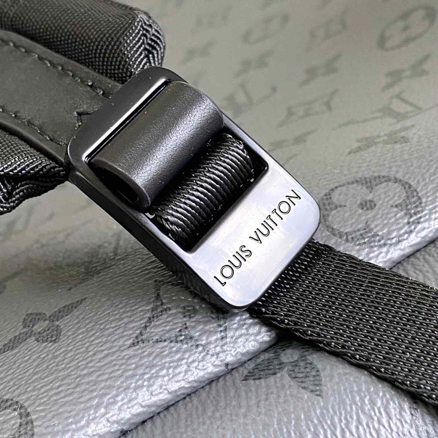 Louis Vuitton Discovery Backpack PM    M11641 - PerfectKickZ