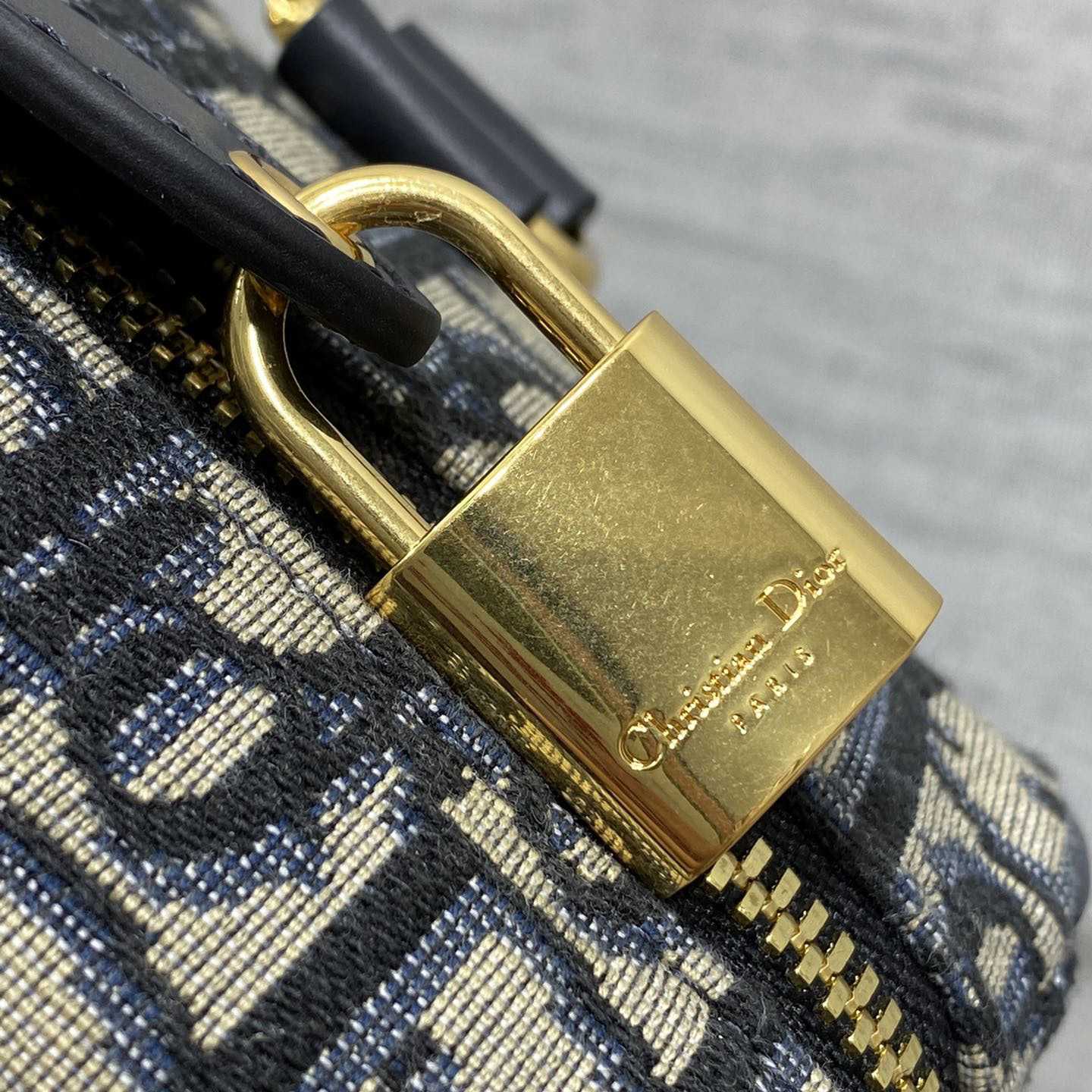 Dior Groove 25 Bag - PerfectKickZ