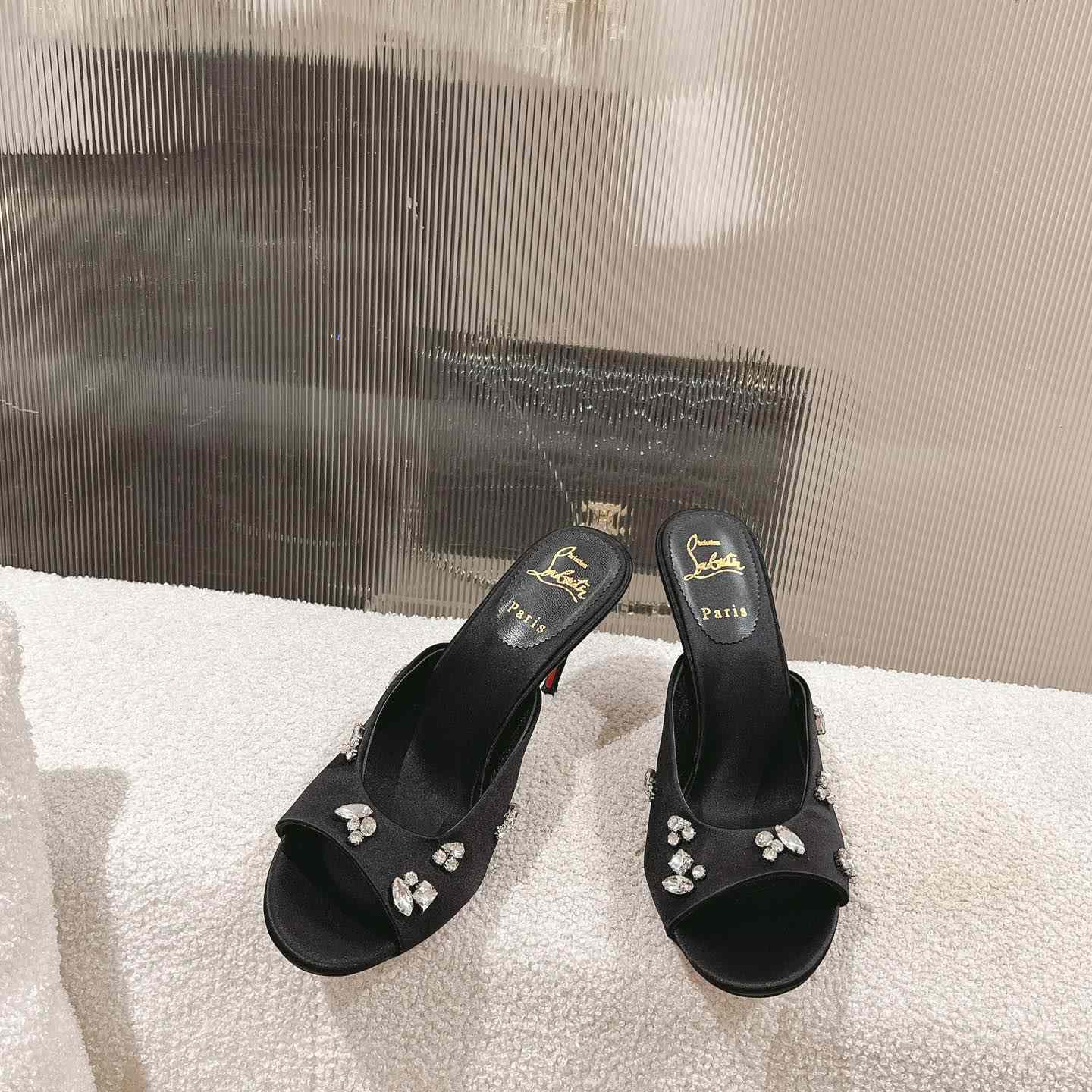 Christian Louboutin Degraqueen 85mm Satin Mules - PerfectKickZ