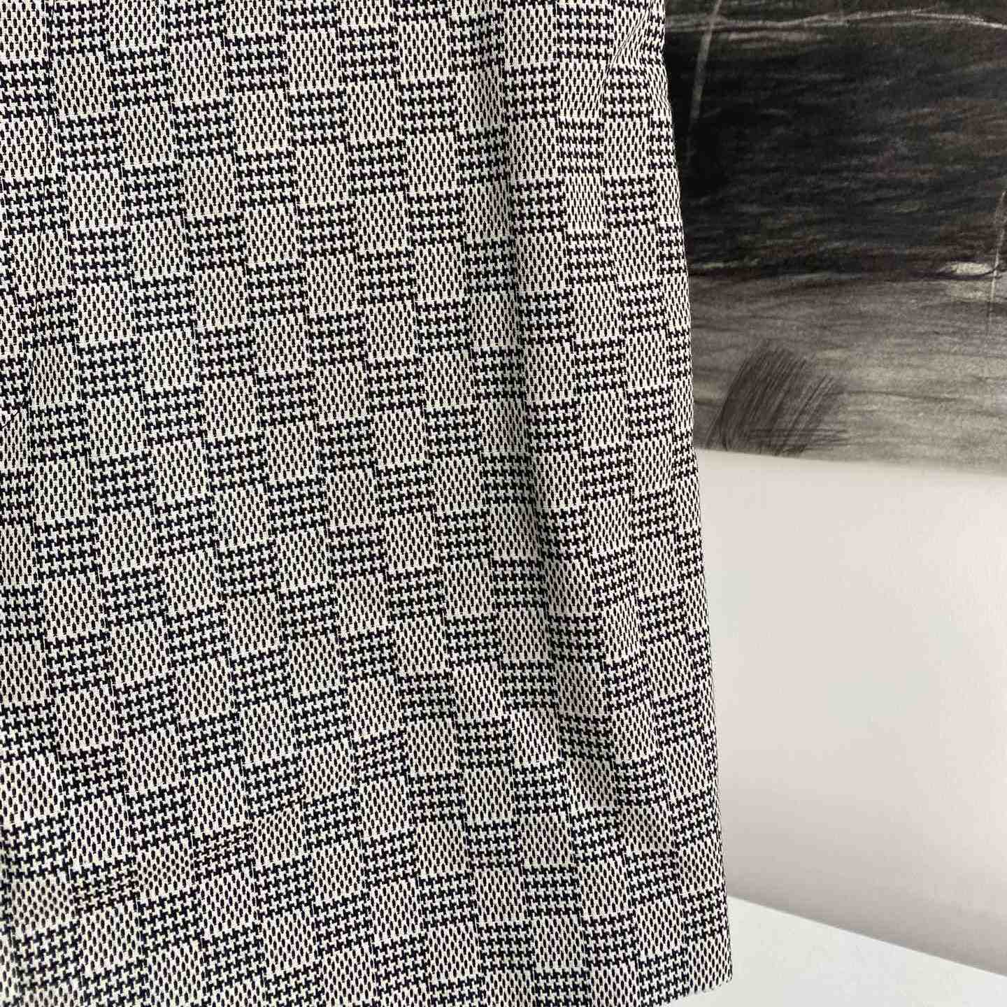 Louis Vuitton Damier Hounds Tooth Slim Wool Shorts - PerfectKickZ