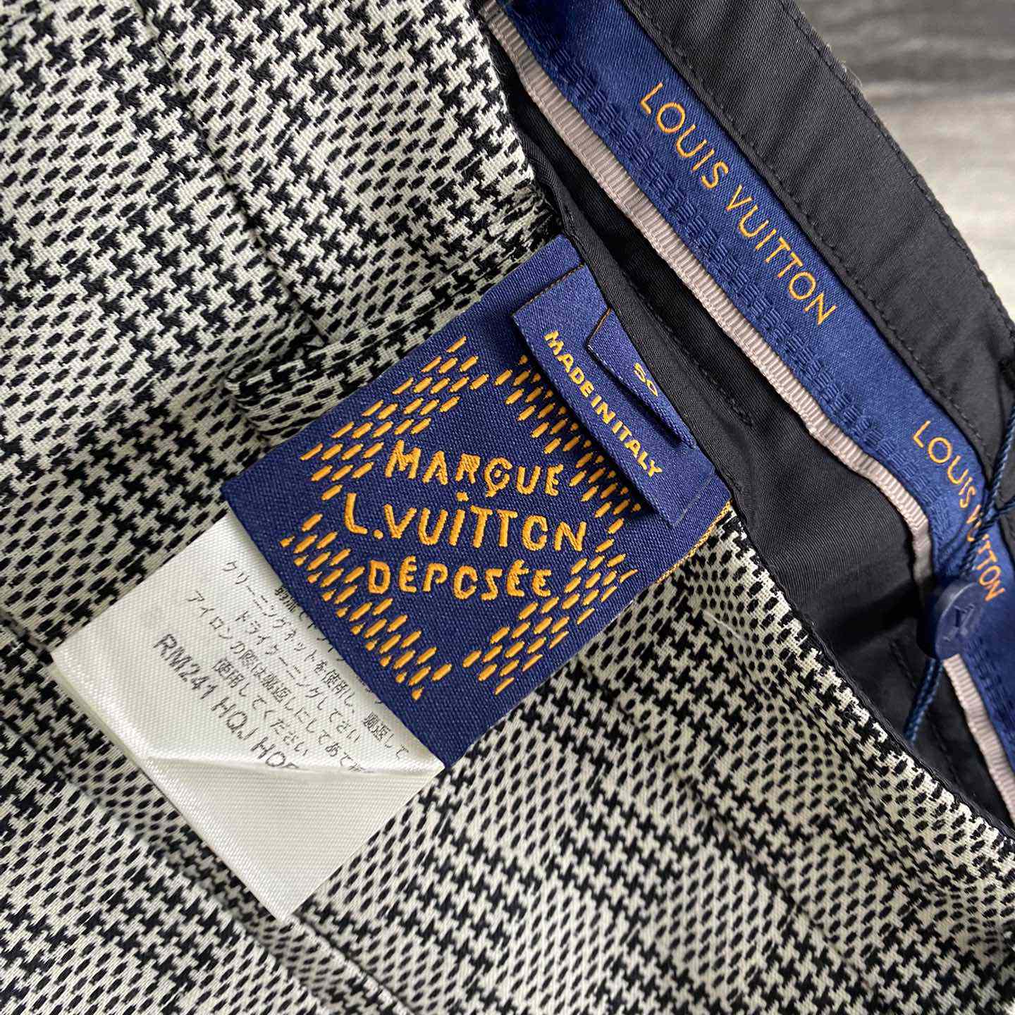 Louis Vuitton Damier Hounds Tooth Slim Wool Shorts - PerfectKickZ