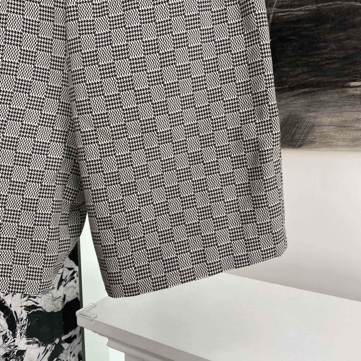 Louis Vuitton Damier Hounds Tooth Slim Wool Shorts - PerfectKickZ