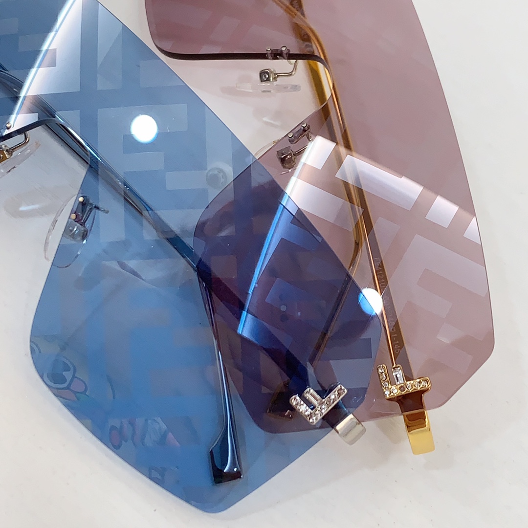 Fendi First Crystal Light Blue Shield Sunglasses    FE4121US - PerfectKickZ