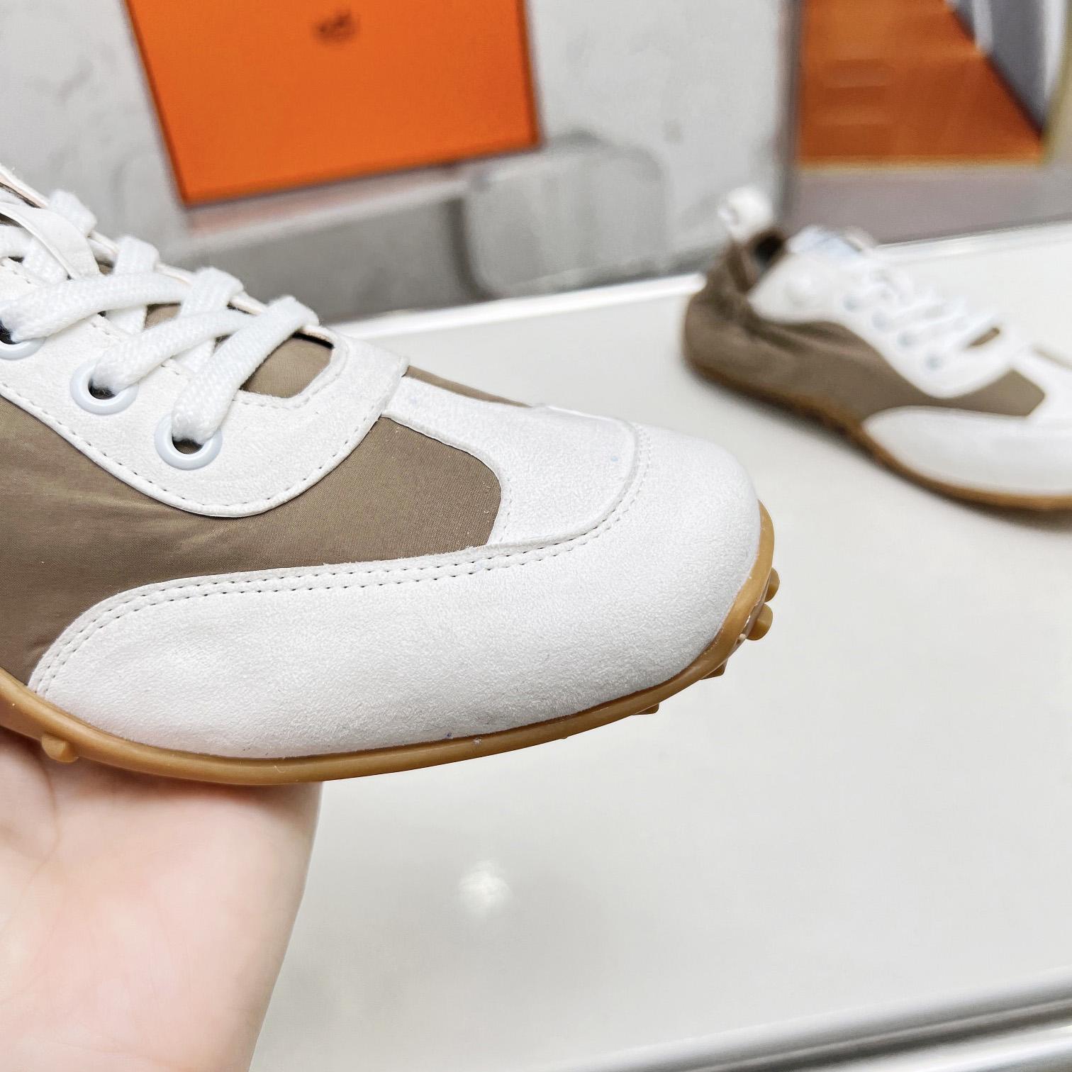Hermes In Sneaker - 