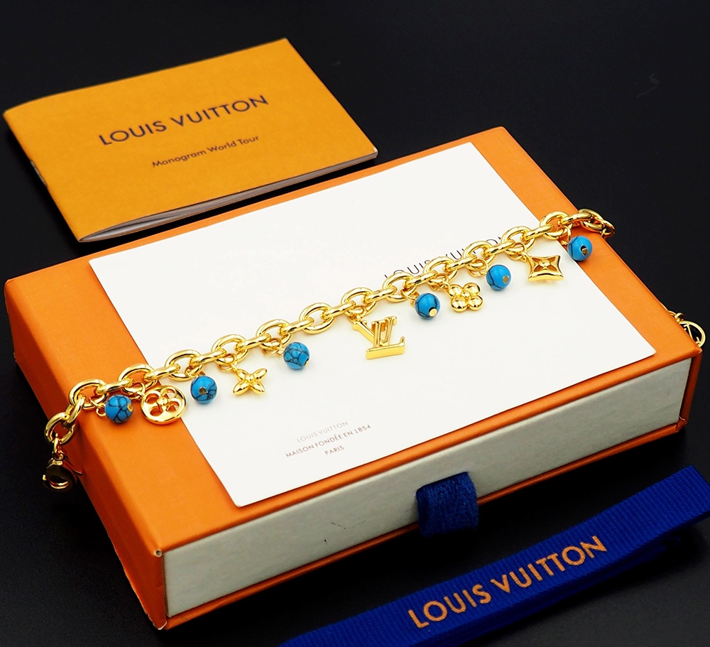 Louis Vuitton My LV Pearl Bracelet   M1124A - PerfectKickZ