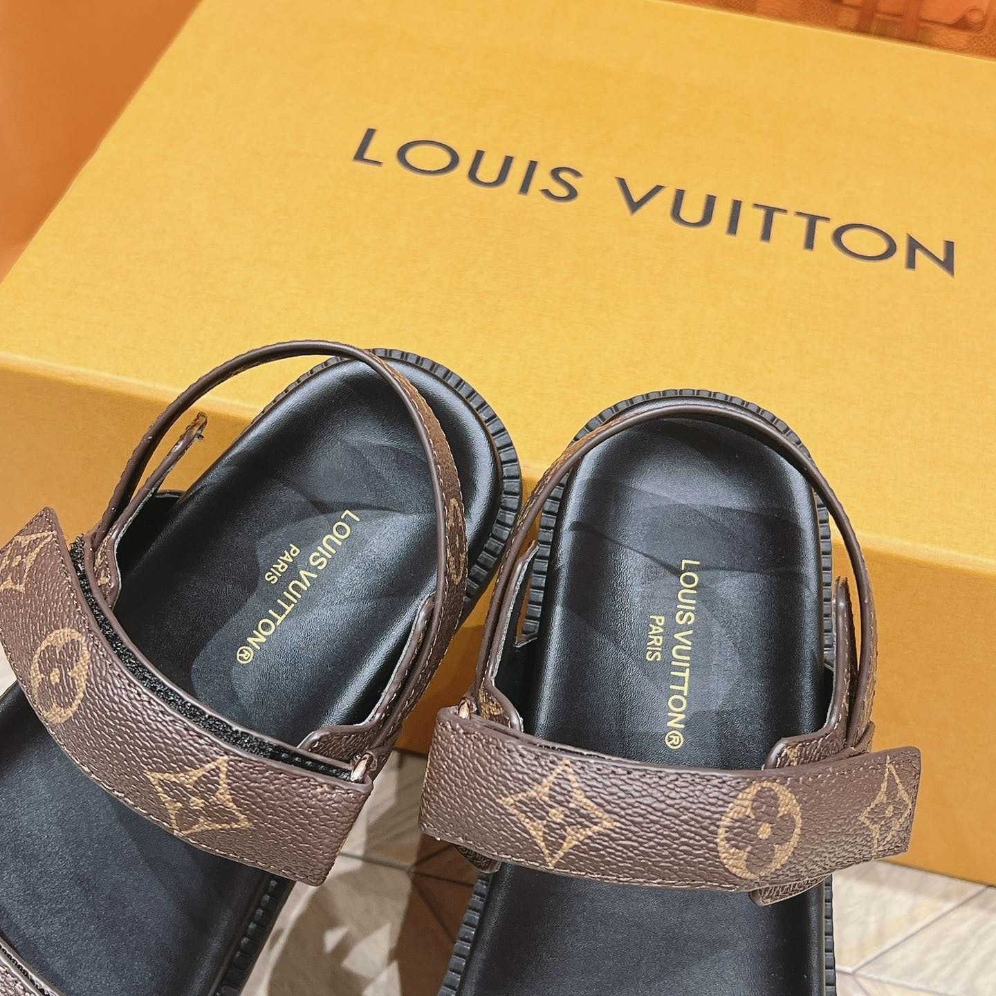 Louis Vuitton LV Sunset Flat Comfort Sandal   1ACL9C - PerfectKickZ