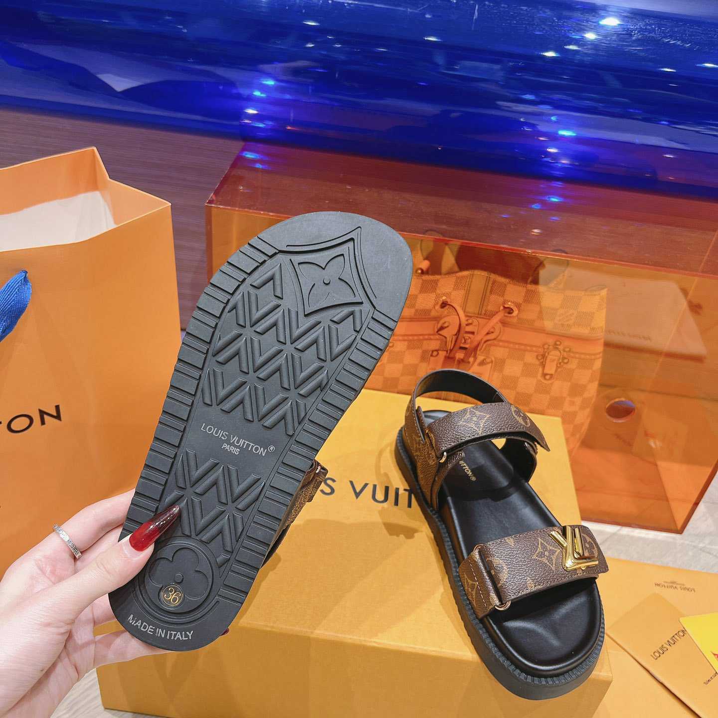 Louis Vuitton LV Sunset Flat Comfort Sandal   1ACL9C - PerfectKickZ