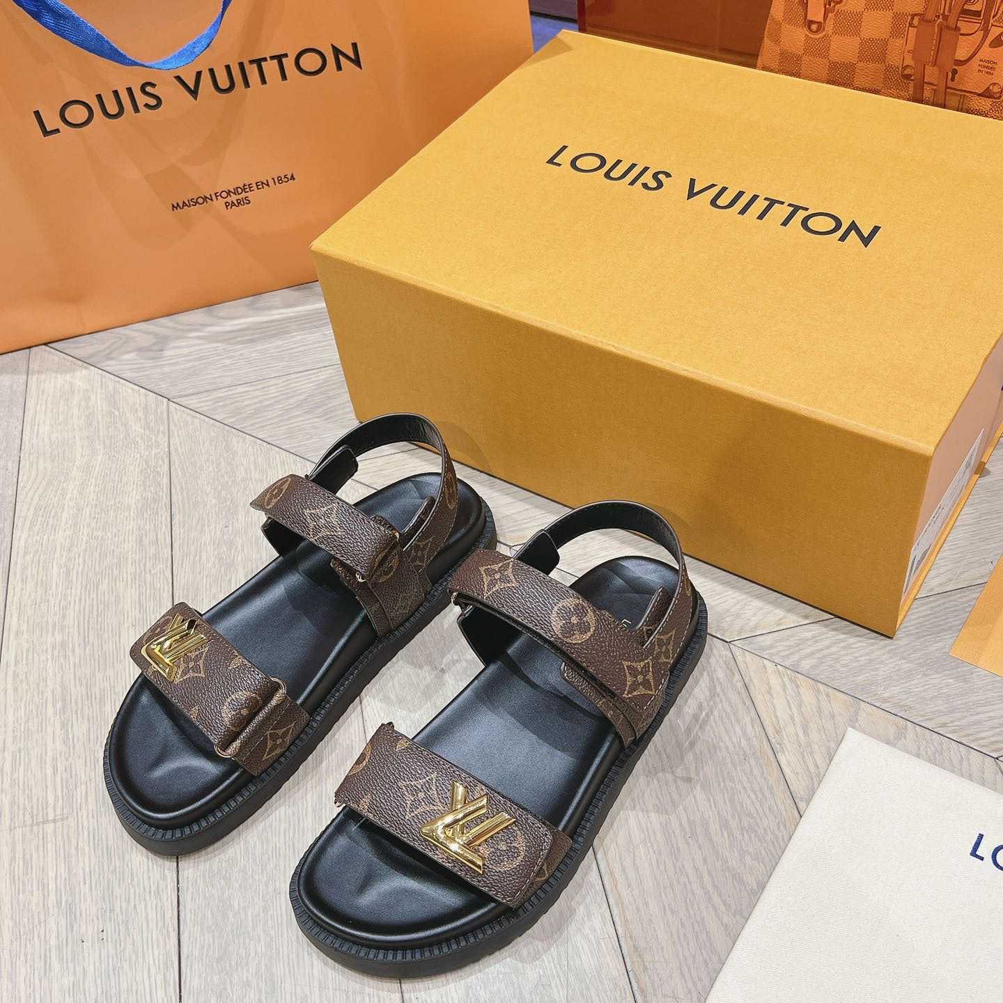 Louis Vuitton LV Sunset Flat Comfort Sandal   1ACL9C - PerfectKickZ