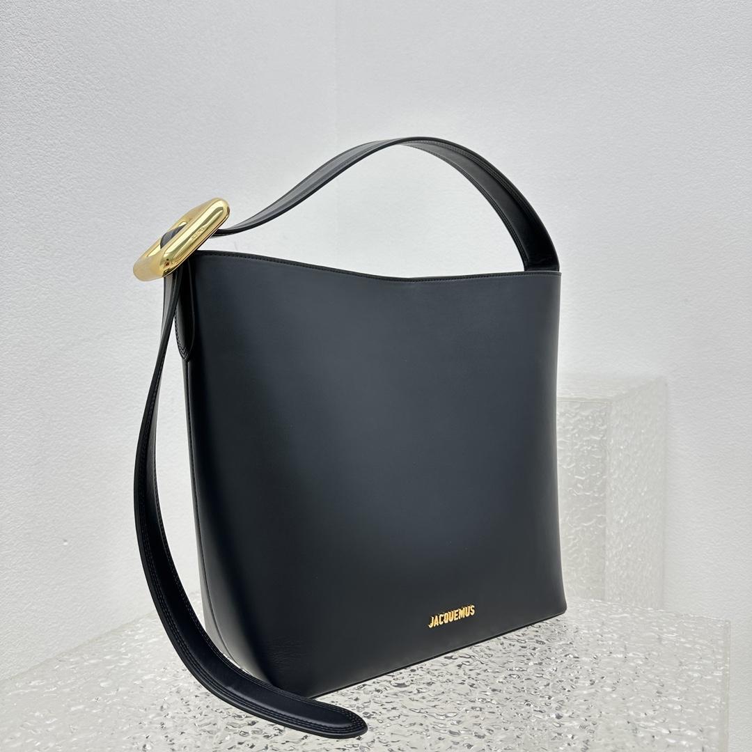 Jacquemus Le Regalo Leather Bucket Bag (30x33x14cm) - PerfectKickZ
