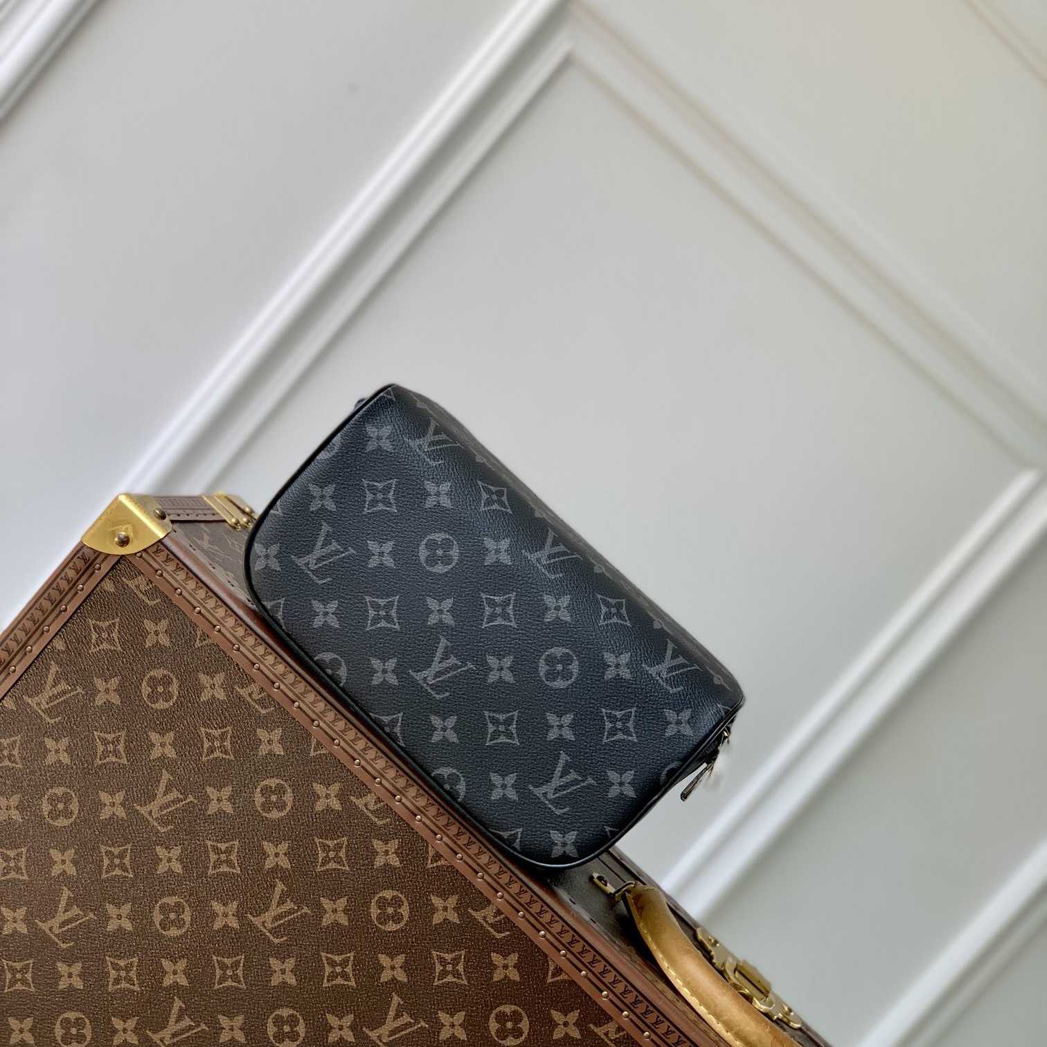Louis Vuitton Toiletry Bag   M11508 - PerfectKickZ