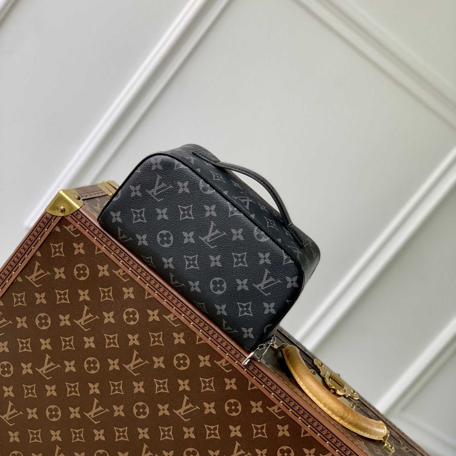 Louis Vuitton Toiletry Bag   M11508 - PerfectKickZ