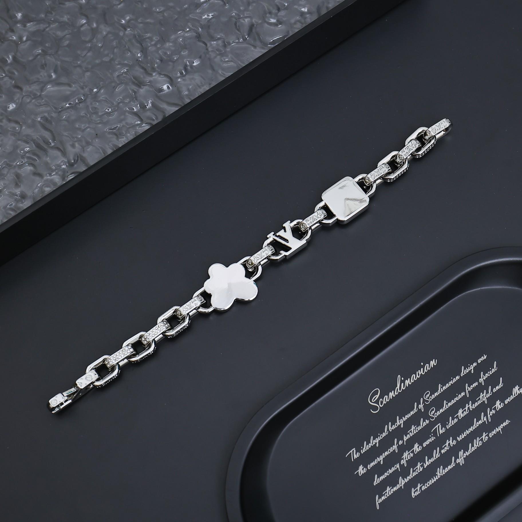 Louis Vuitton Paradise Stone Bracelet   M1594M - PerfectKickZ