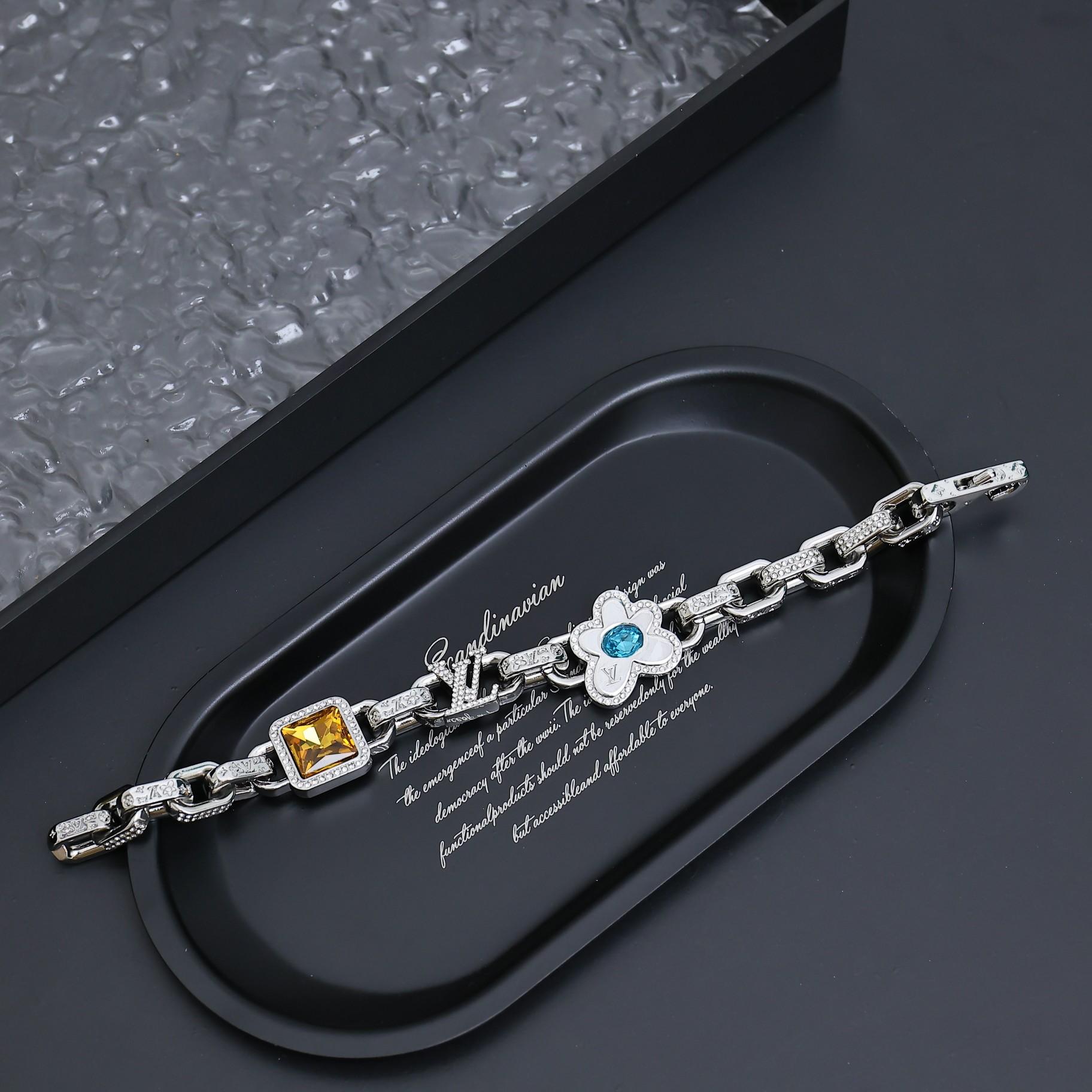 Louis Vuitton Paradise Stone Bracelet   M1594M - PerfectKickZ