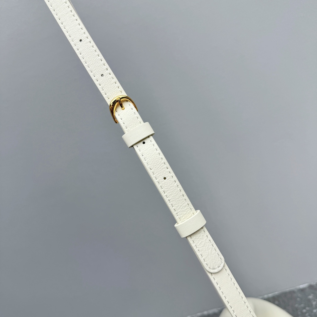 Jacquemus Le Calino Ring Handbag - PerfectKickZ
