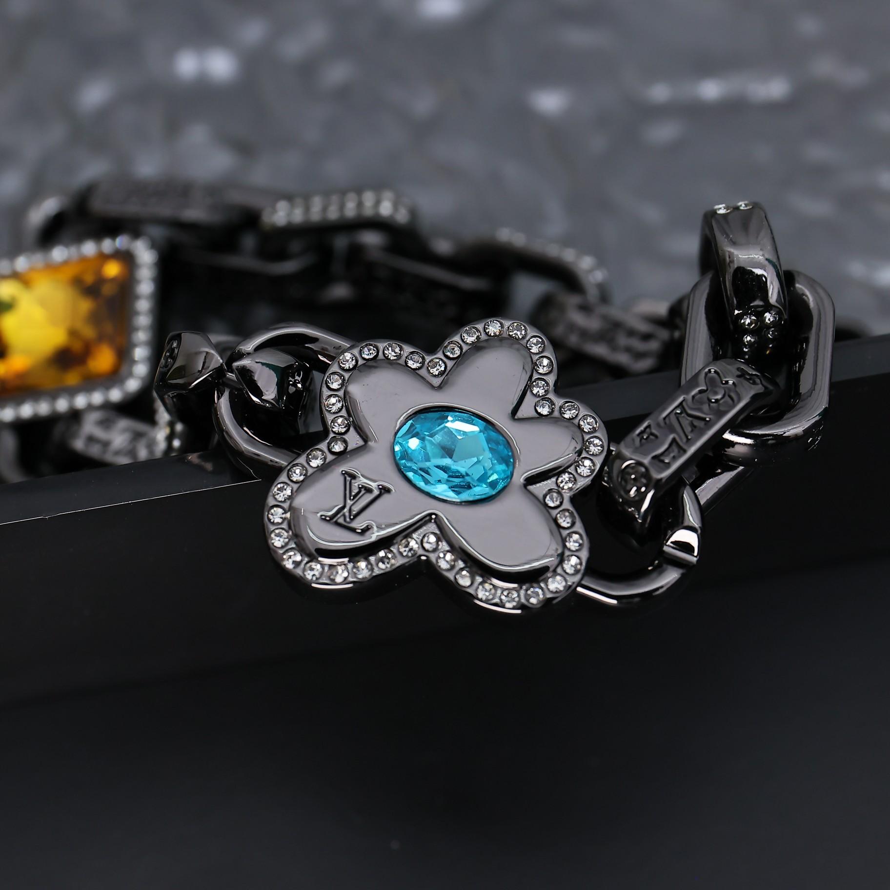 Louis Vuitton Paradise Stone Bracelet   M1594M - PerfectKickZ