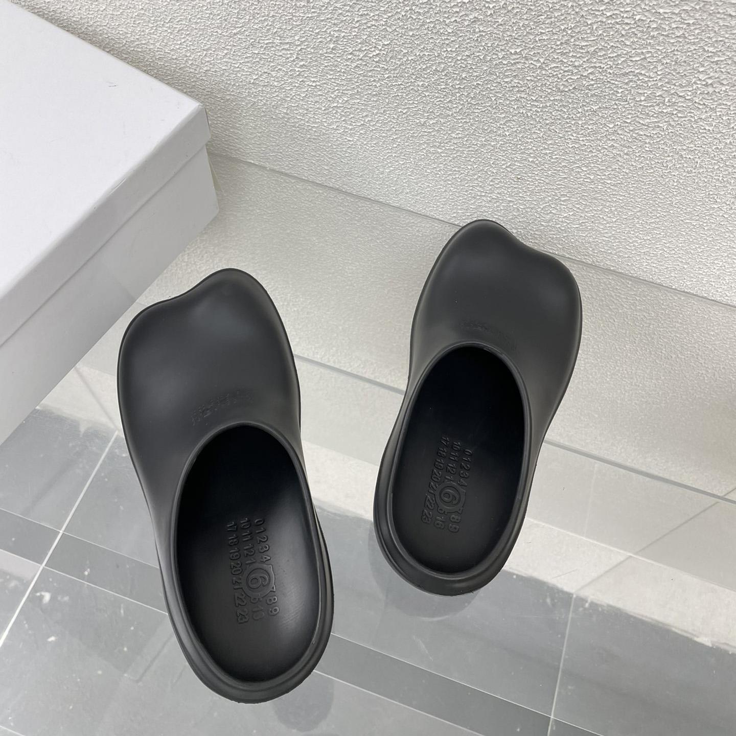 MM6 Maison Margiela Anatomic Numbers-motif Slippers - PerfectKickZ