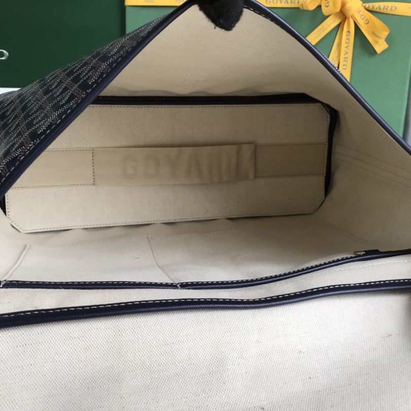 Goyard Messenger Bag - PerfectKickZ