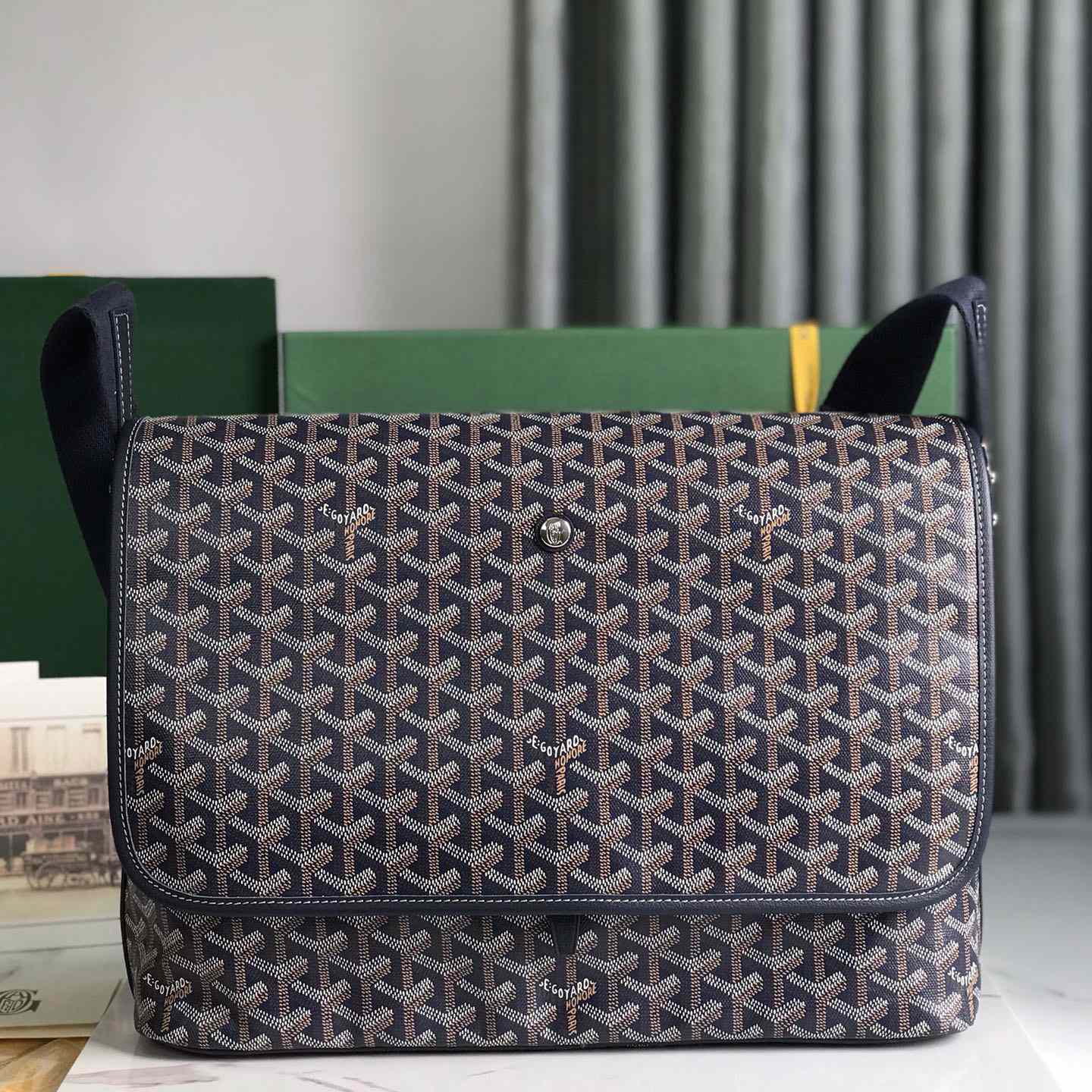 Goyard Messenger Bag - PerfectKickZ