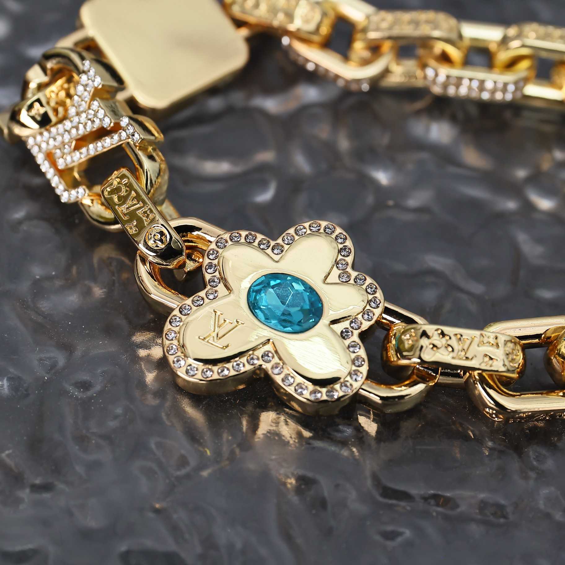 Louis Vuitton Paradise Stone Bracelet   M1594M - PerfectKickZ