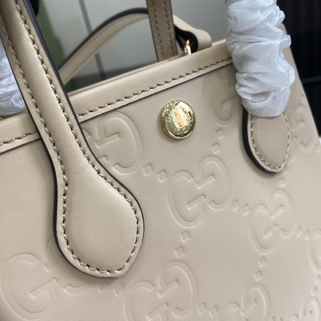 Gucci GG Super Mini Bag With Strap - PerfectKickZ