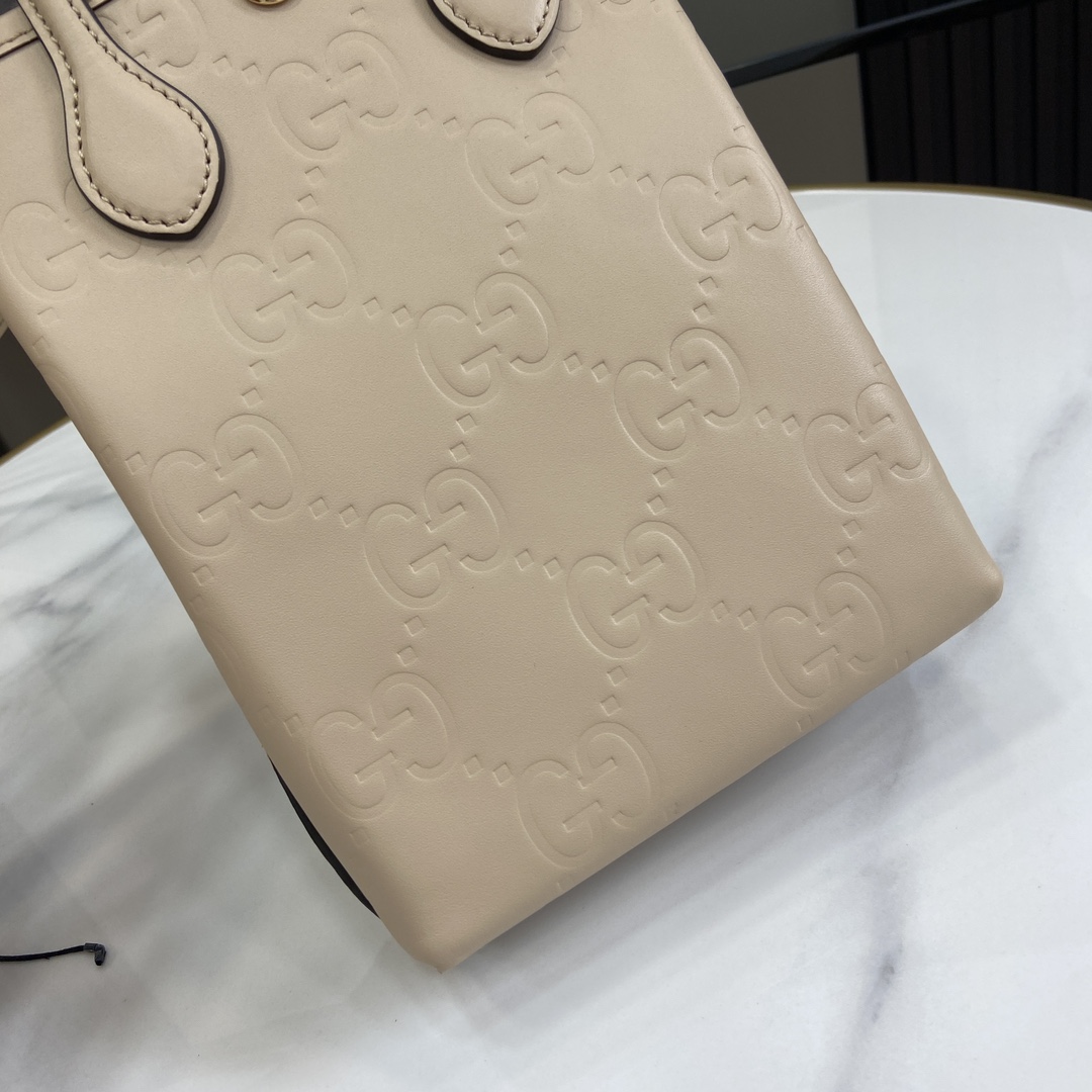 Gucci GG Super Mini Bag With Strap - PerfectKickZ
